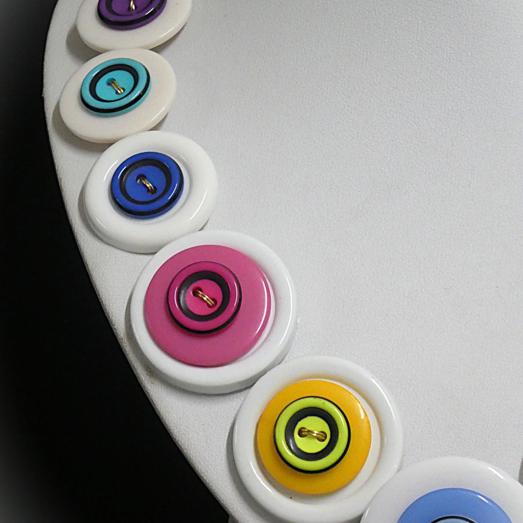 Button necklace and earrings - My Paintbox