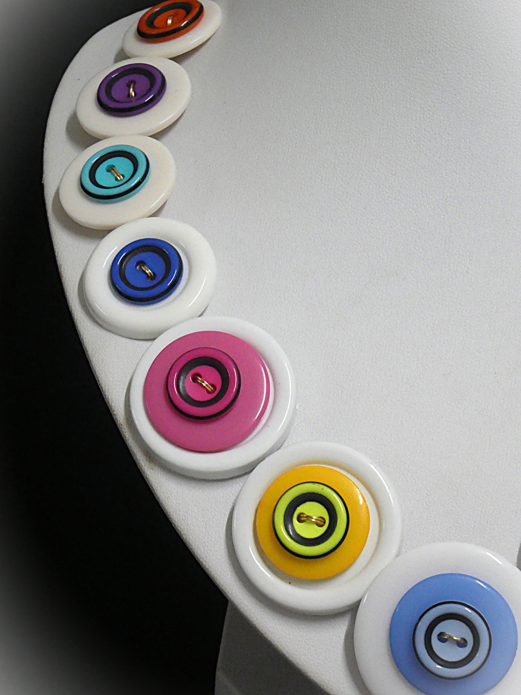 Button necklace and earrings - My Paintbox