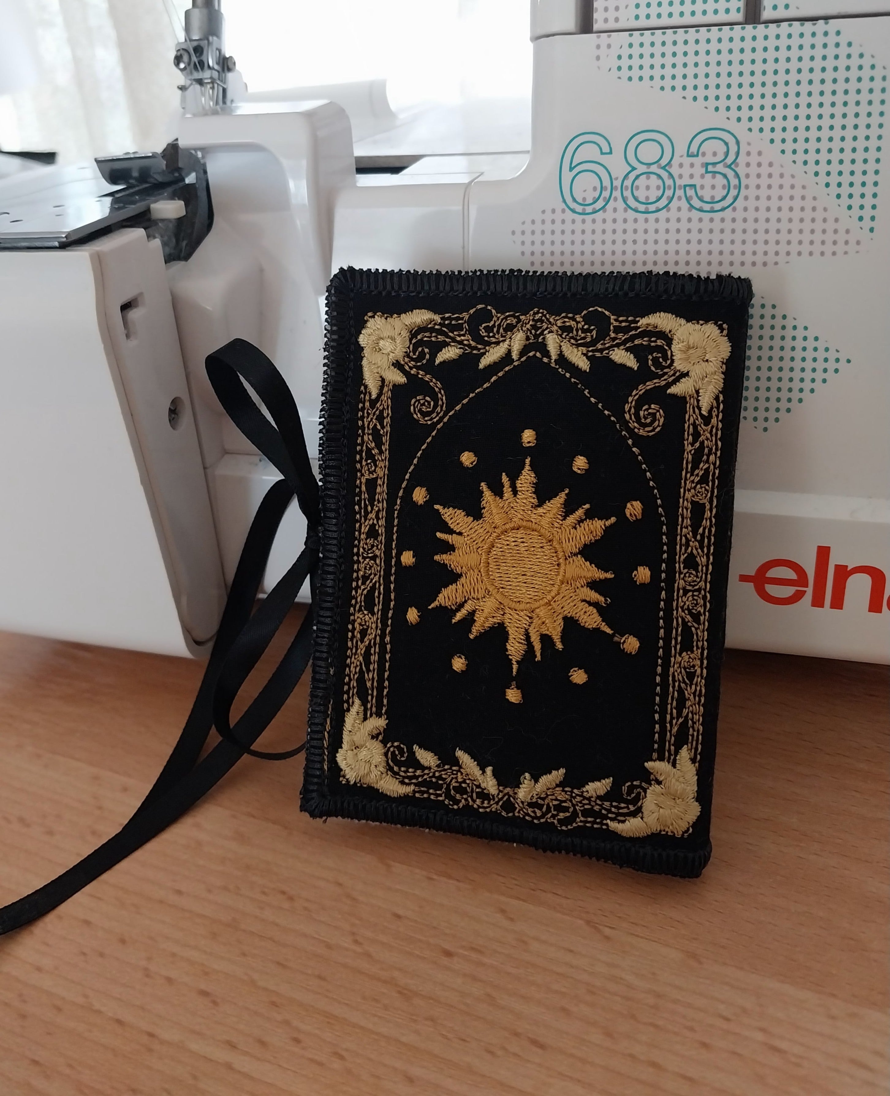 Fairytale Castle Black Needle/Backpack Pins Book