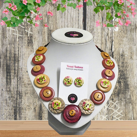 Button necklace and earrings - Wooden it be Lovely