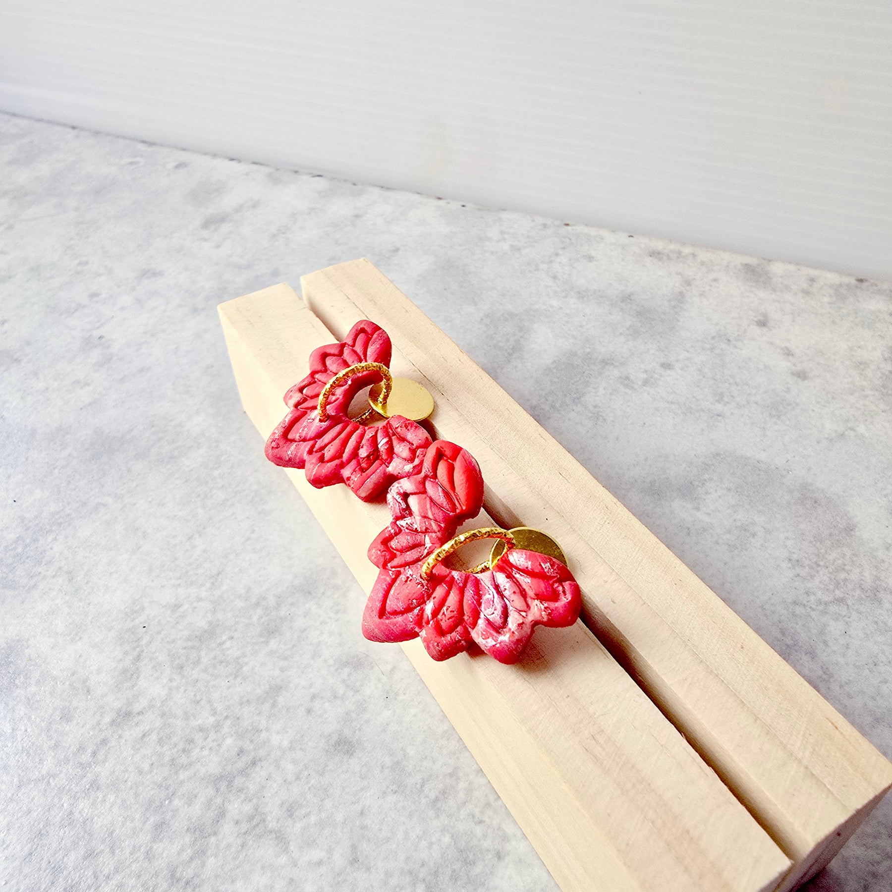 Red Marbled Floral 9k Gold Plated Earrings