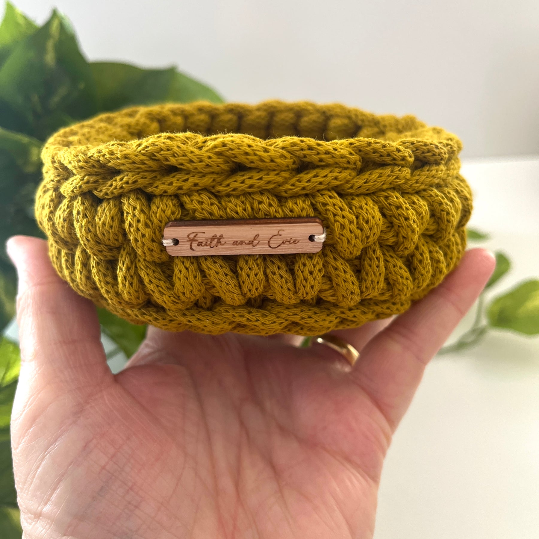 Mini crochet basket - colour Spicy Yellow