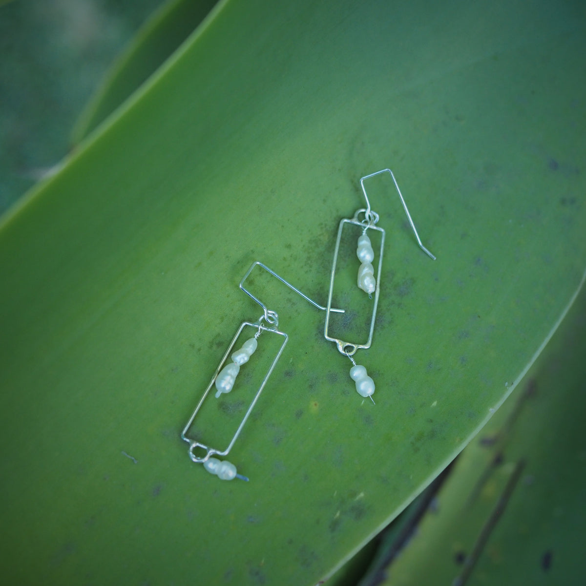 Dancing Pearl Earrings | Sterling Silver