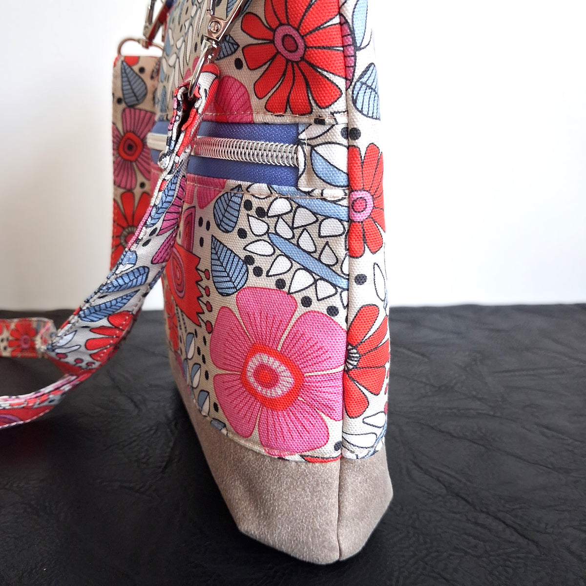 Folk Birds – Koda Crossbody Bag