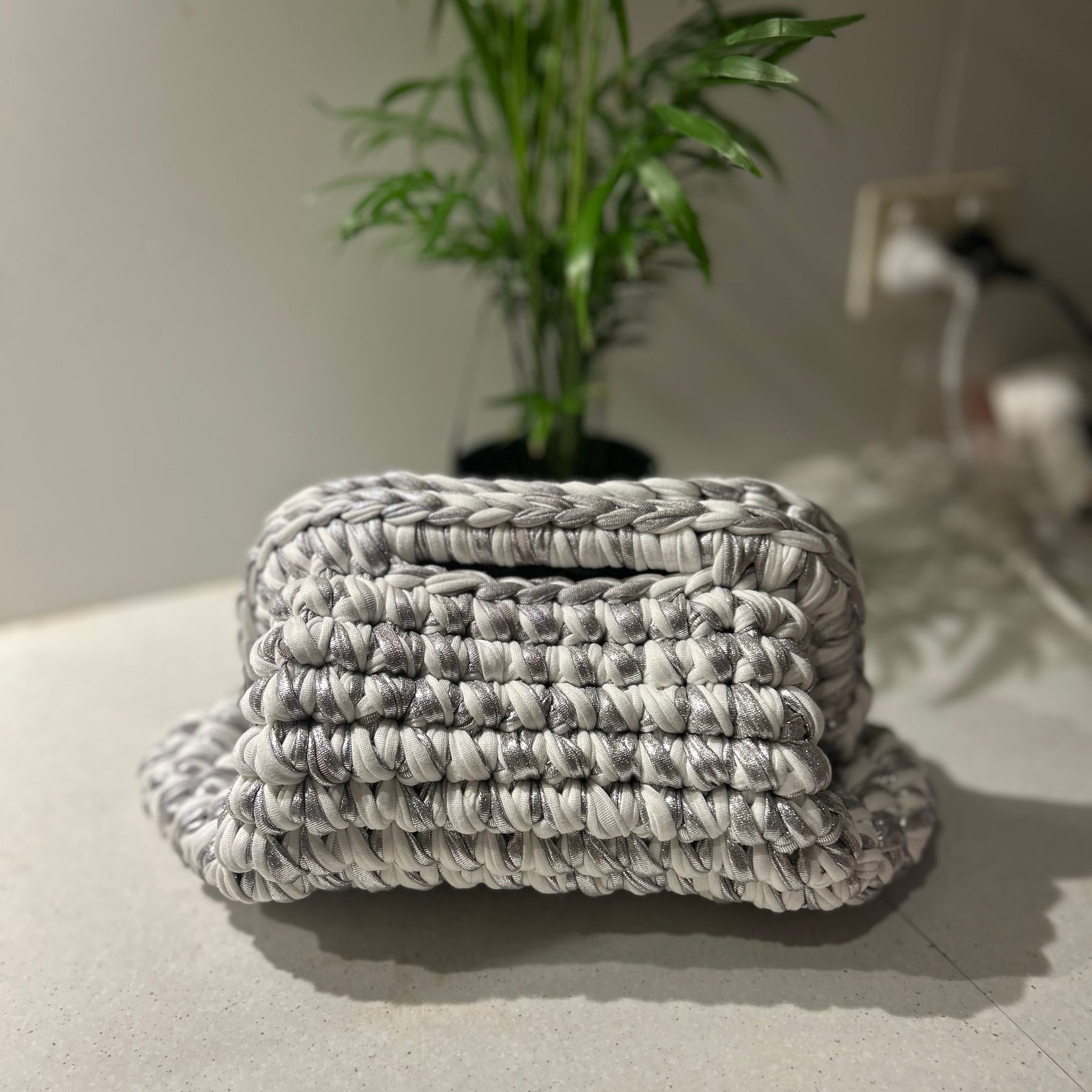 Rose clutch bag