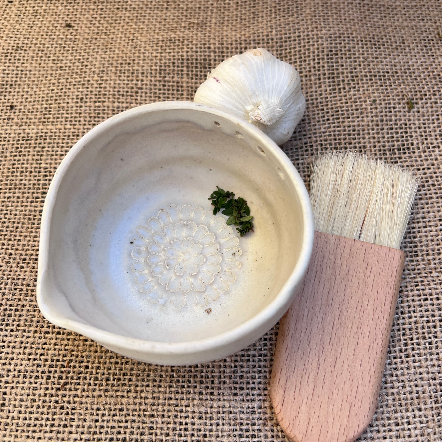 White Ceramic Grater Bowl with Cleaning Brush