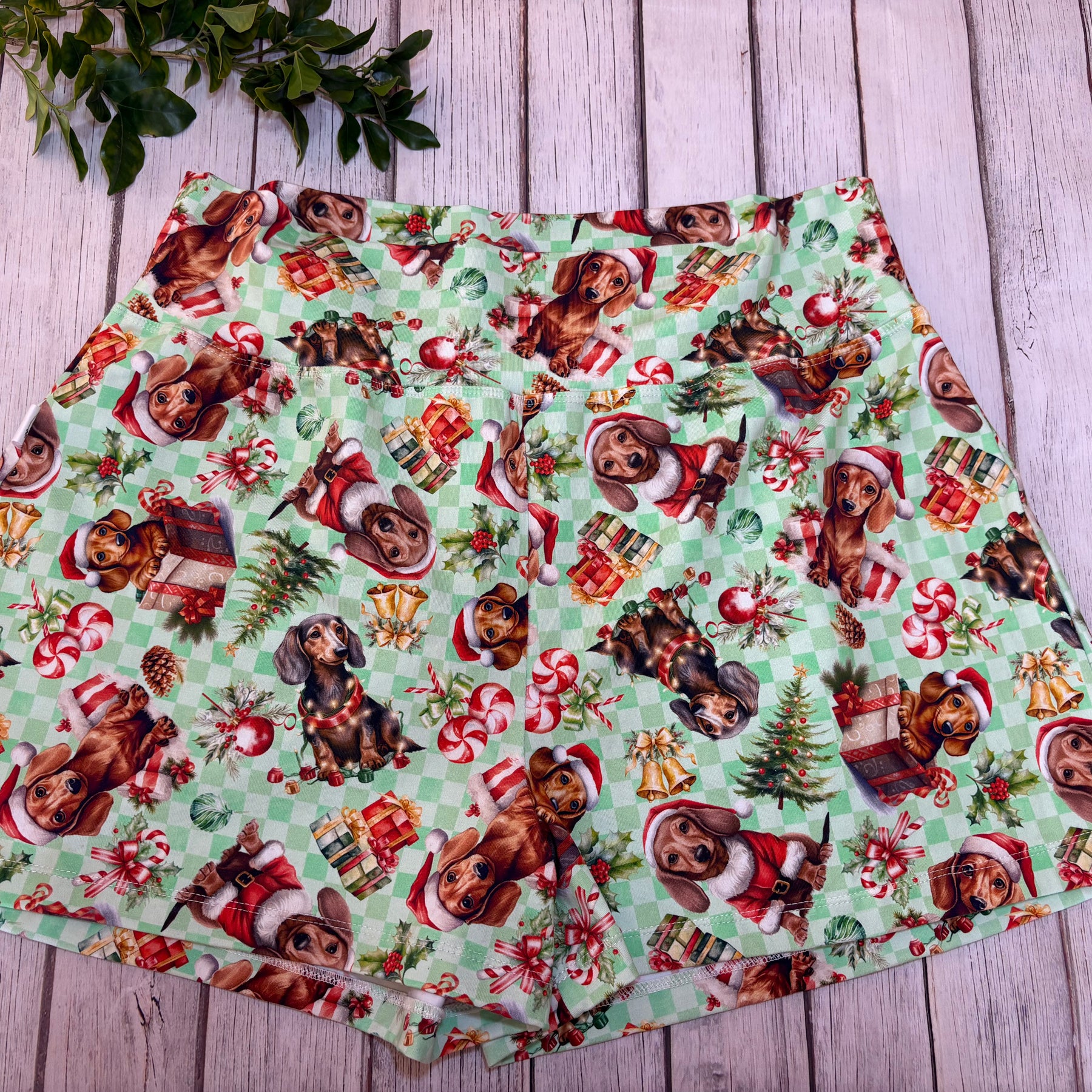Women's Christmas Dachshund Shorts- Size 16