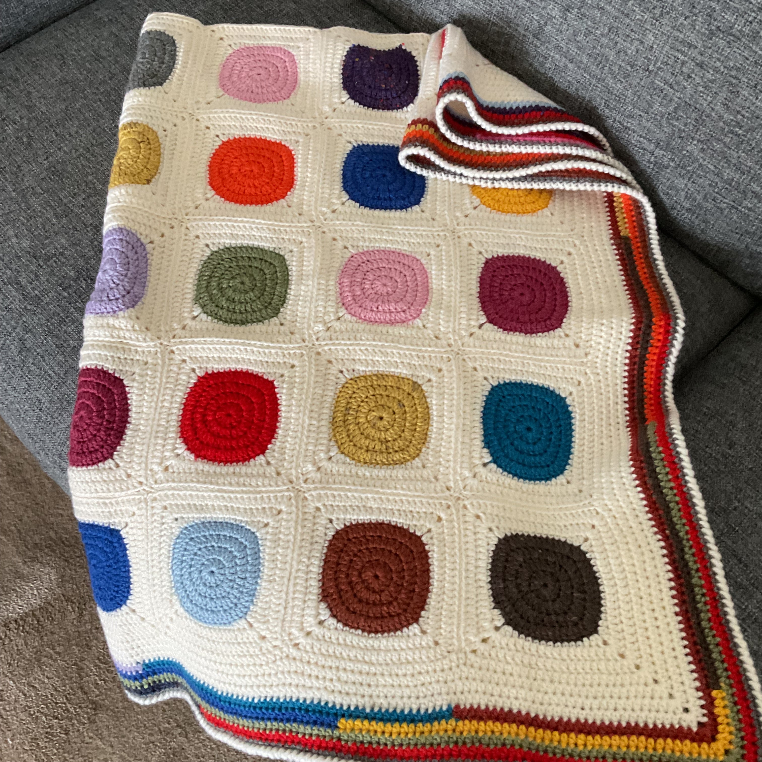 Circle to Square Blanket