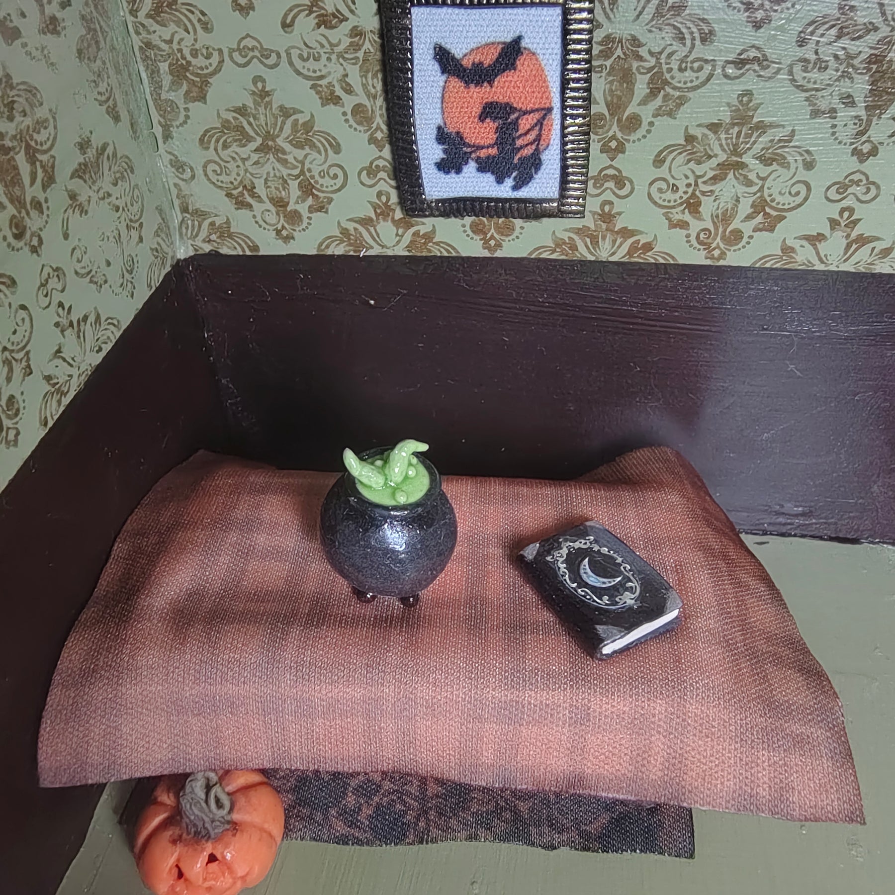 Halloween themed miniature set