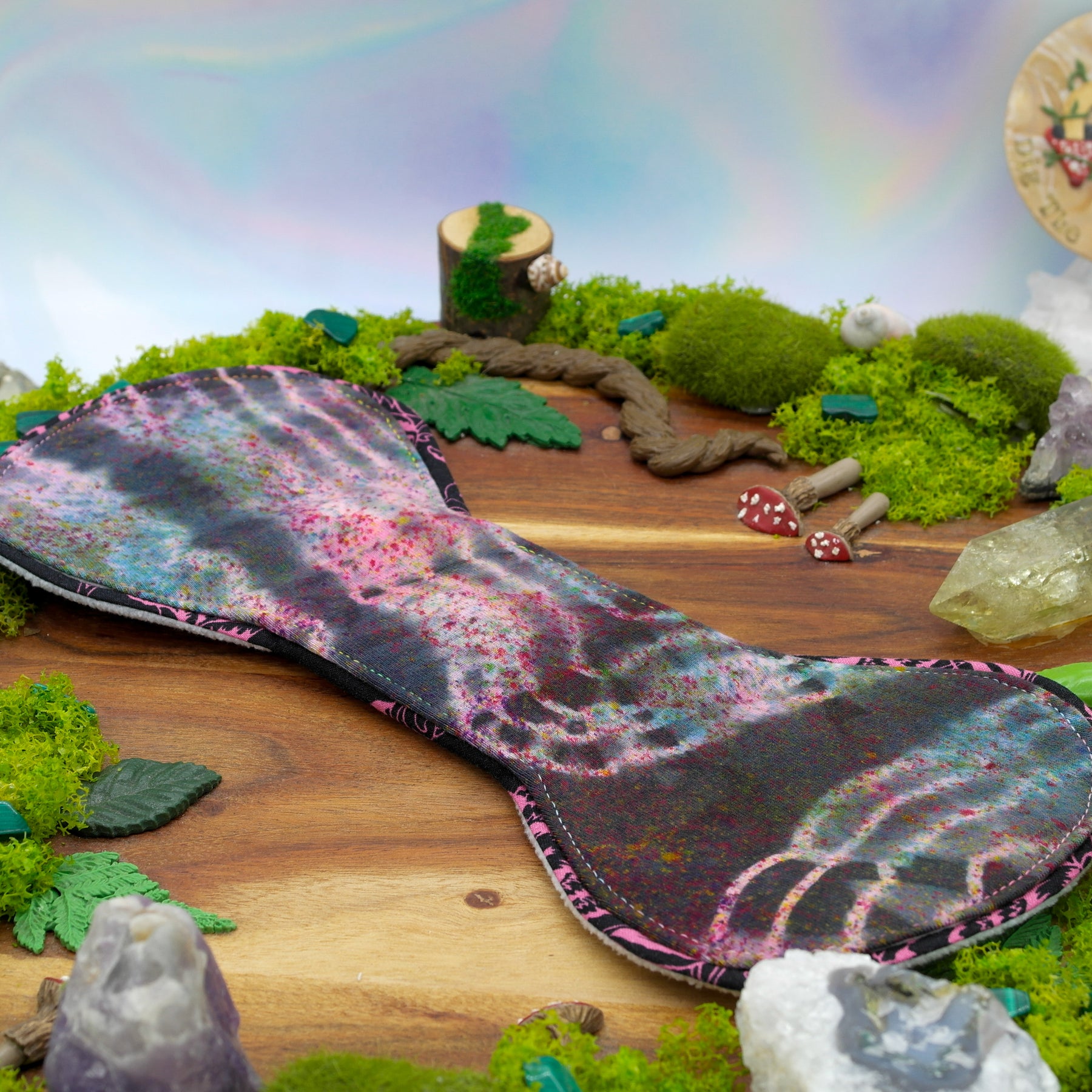 OOAK reusable 12" Heavy Cloth Pad (Flexuous) - pink gothic