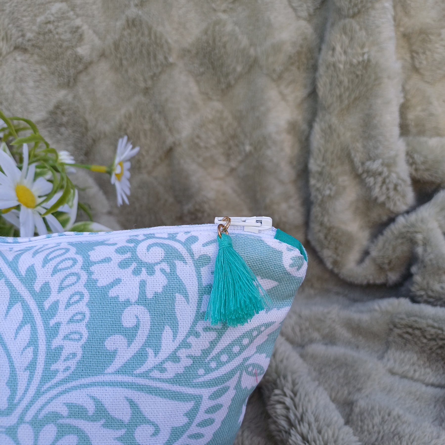 Green Filigree Design Zipper Pouch
