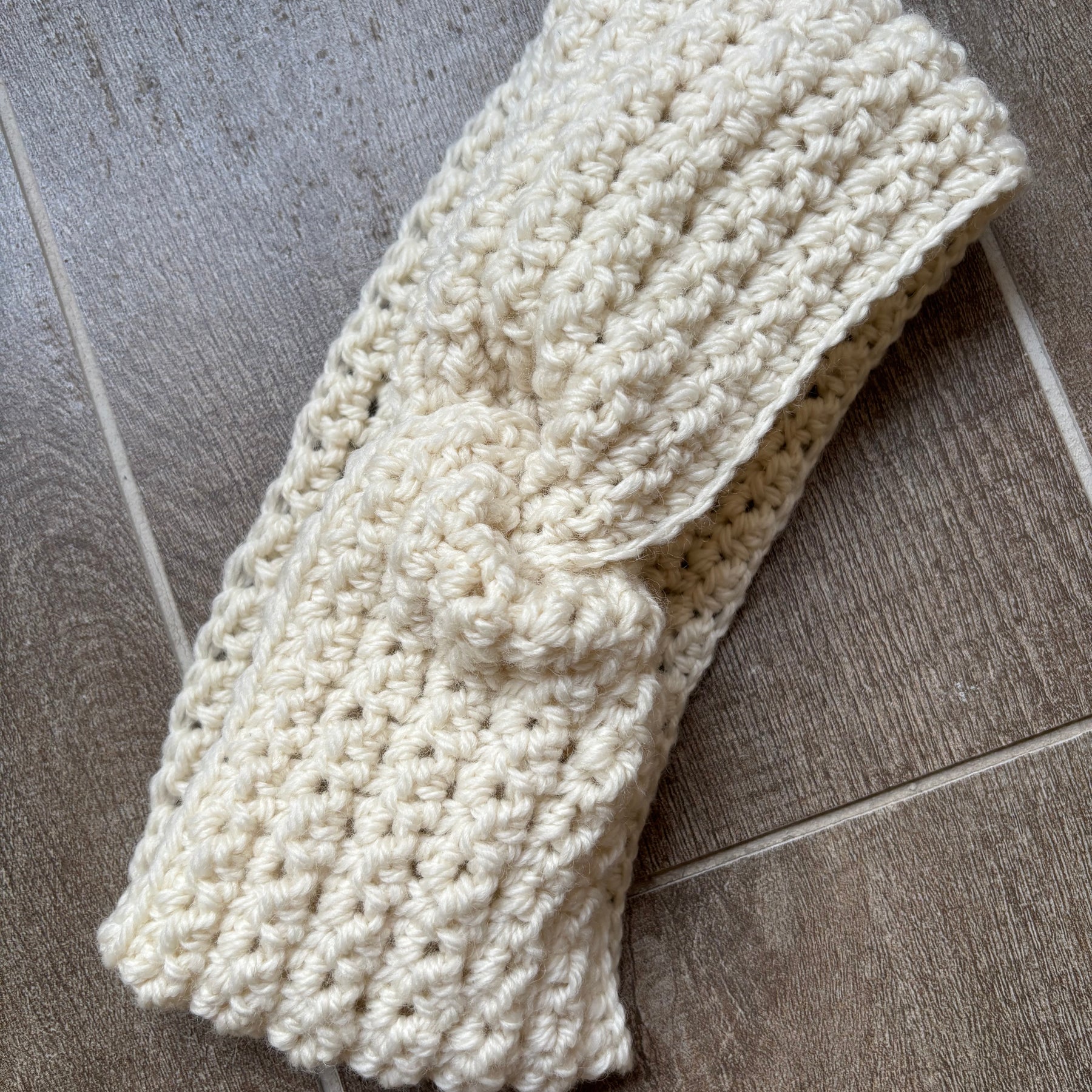 Hand Crocheted Headband | Cream