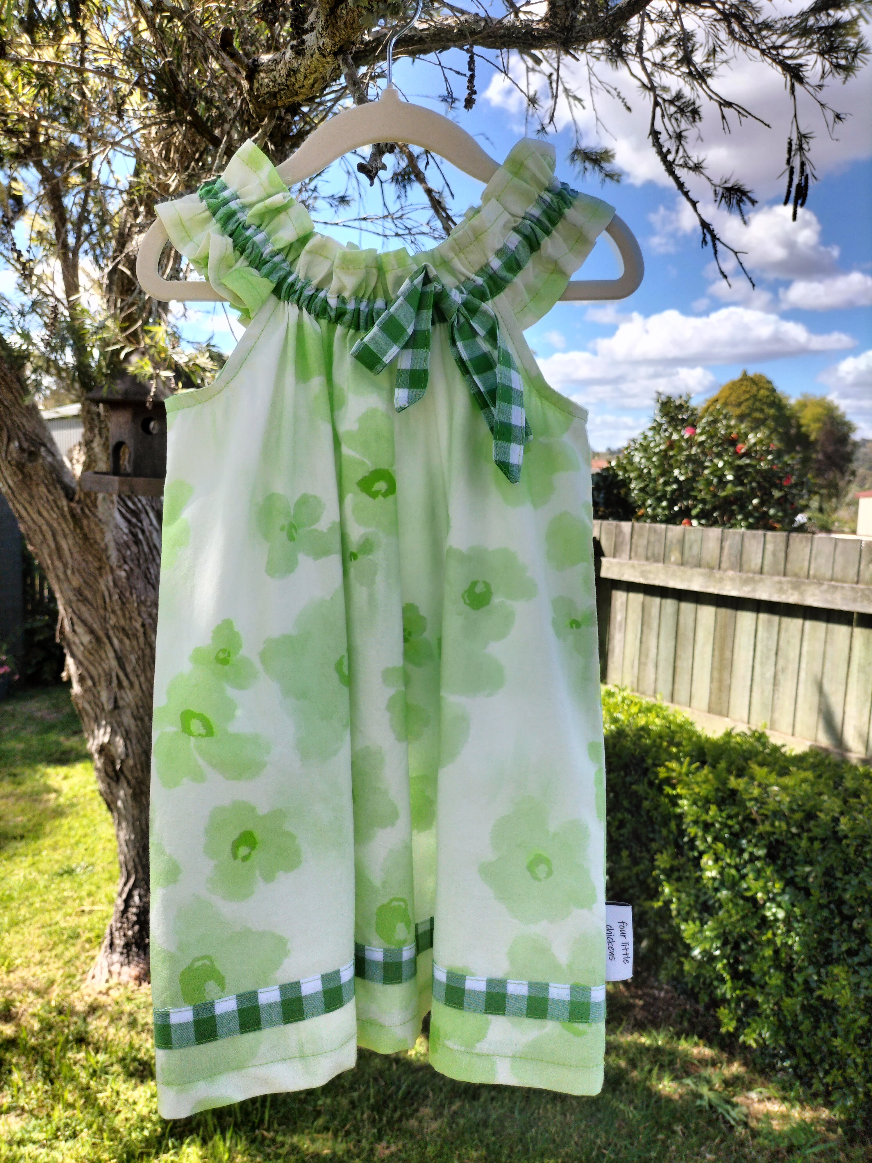 Sofia Dress – Green flowers