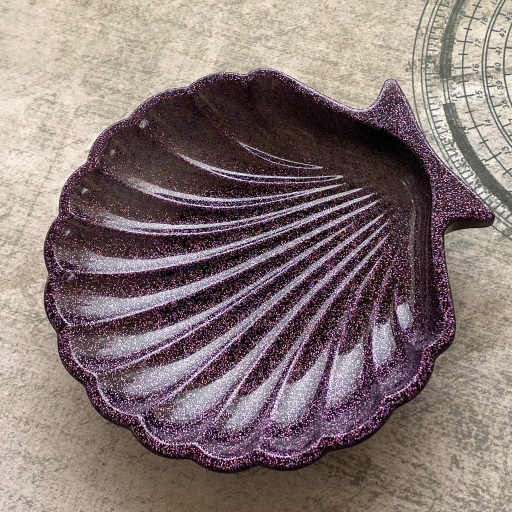 Resin Shell Dish