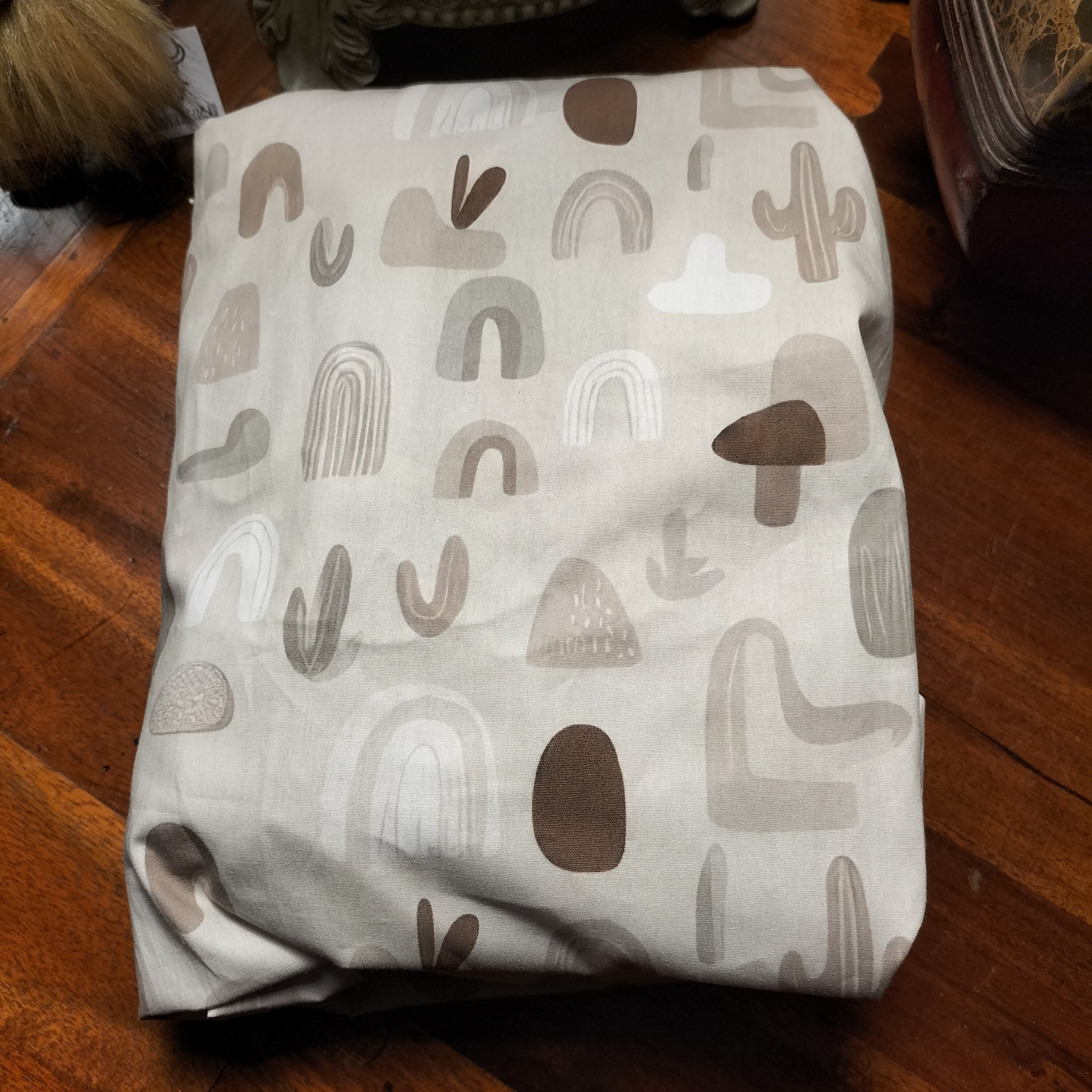 FITTED COT SHEET - CACTUS AND RAINBOWS