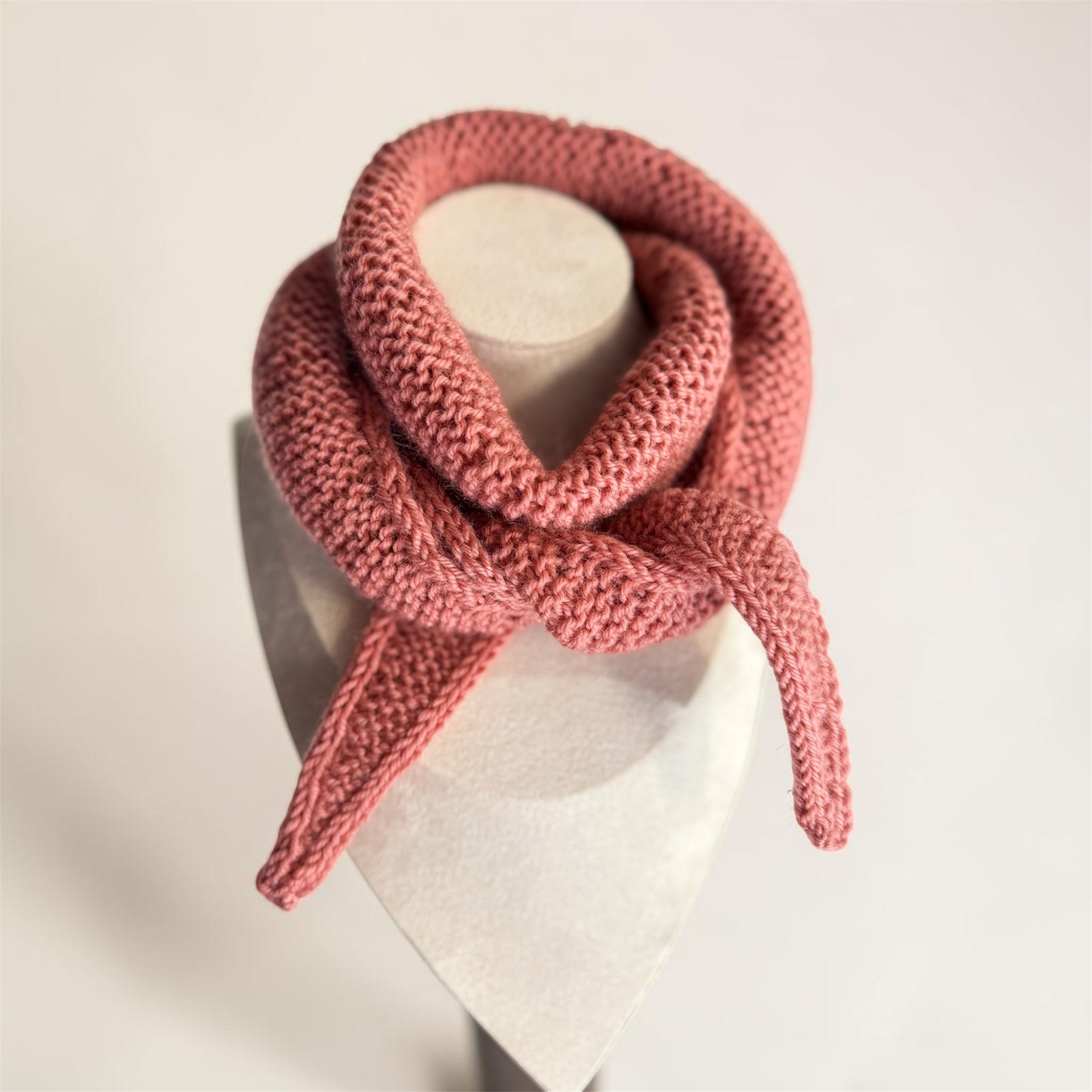 Knit sophie scarf in dusty pink