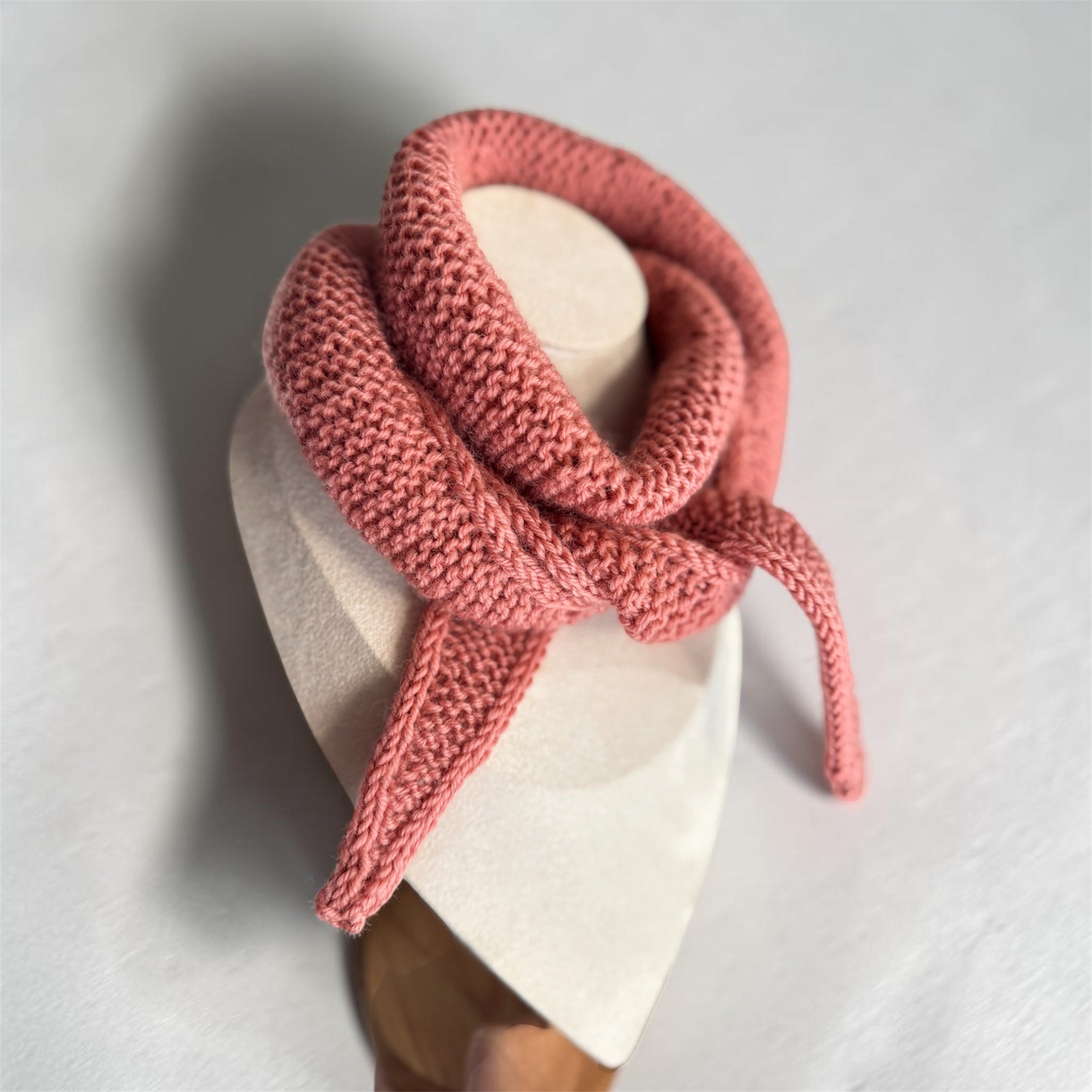 Knit sophie scarf in dusty pink