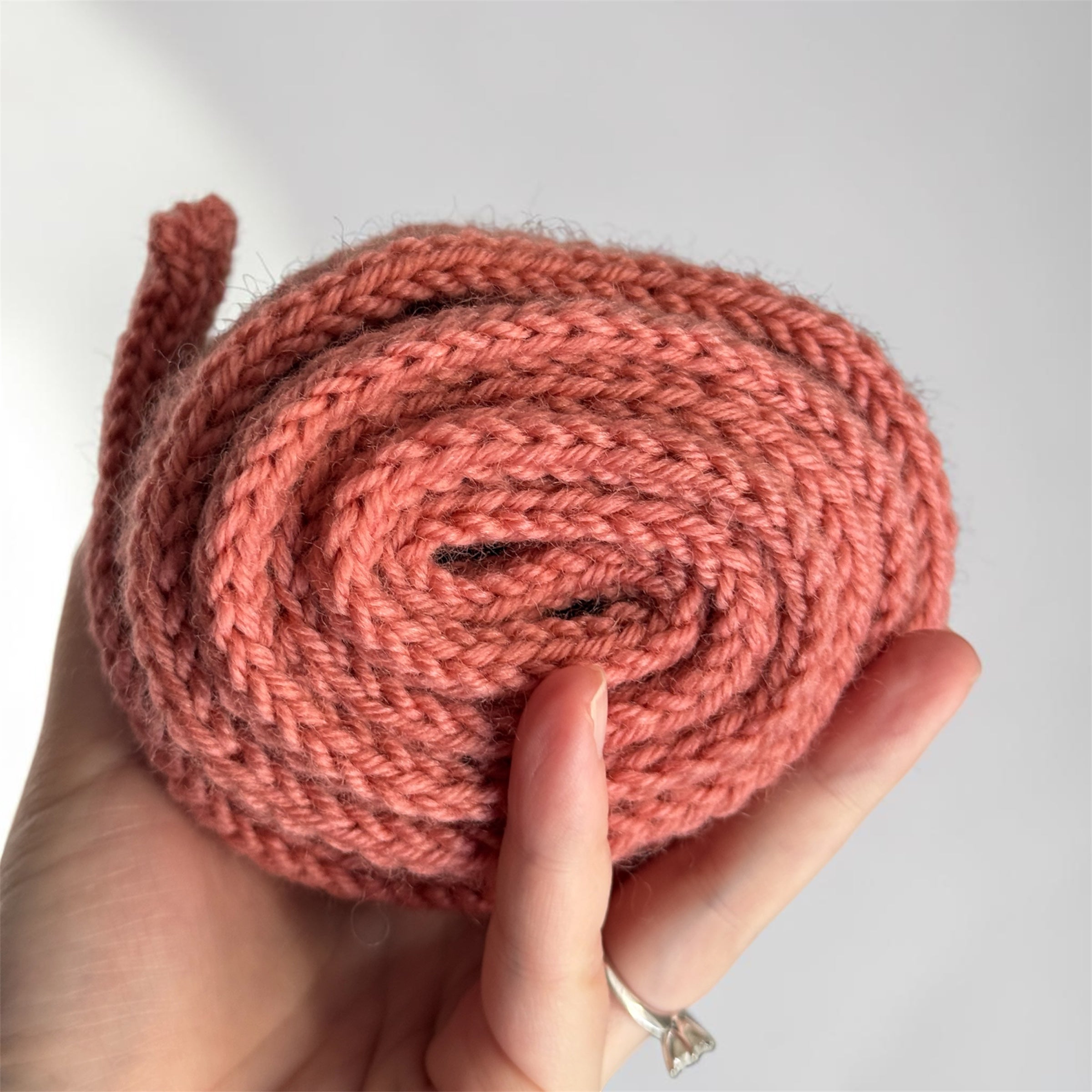 Knit sophie scarf in dusty pink