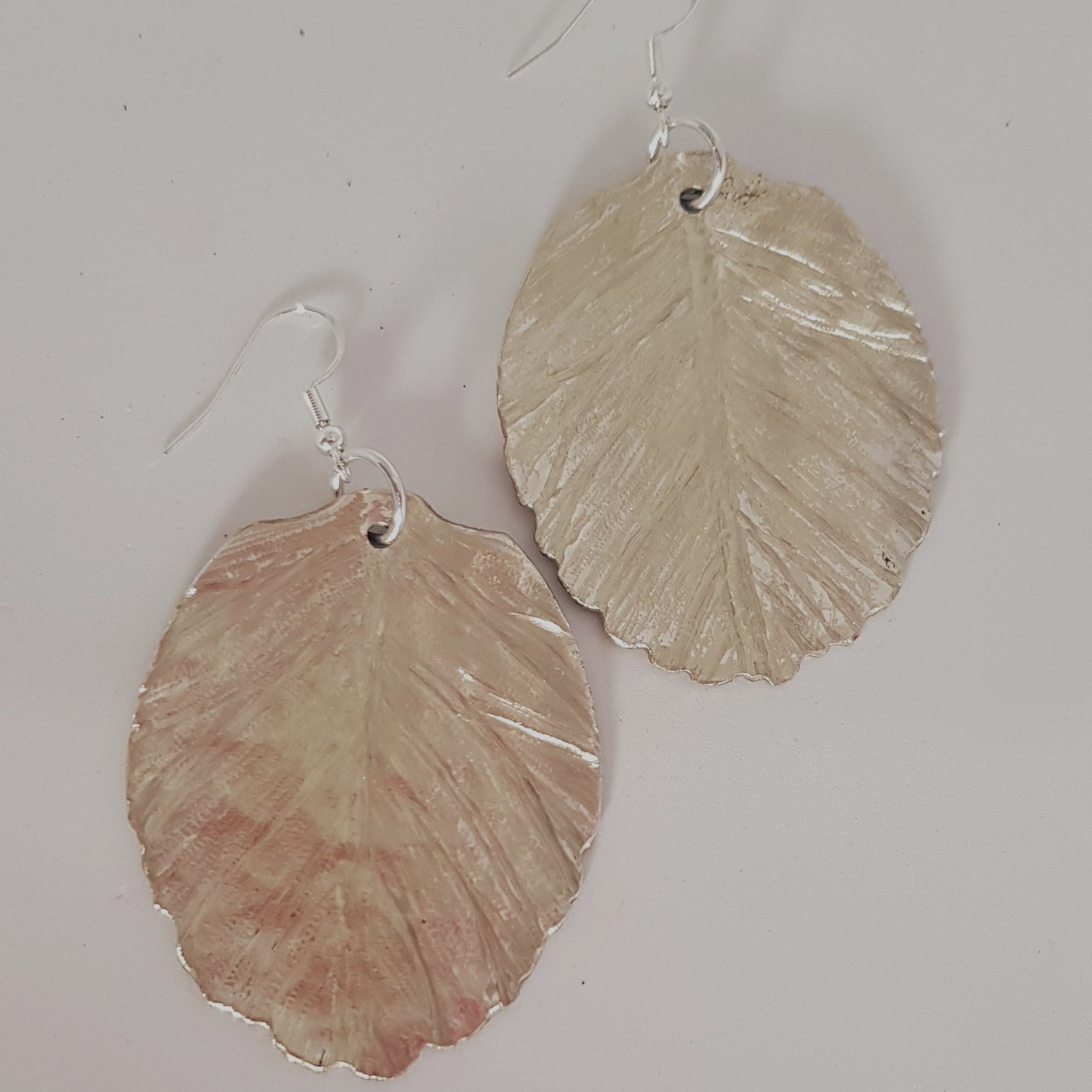 Large round leaf silver earrings #696AM/E