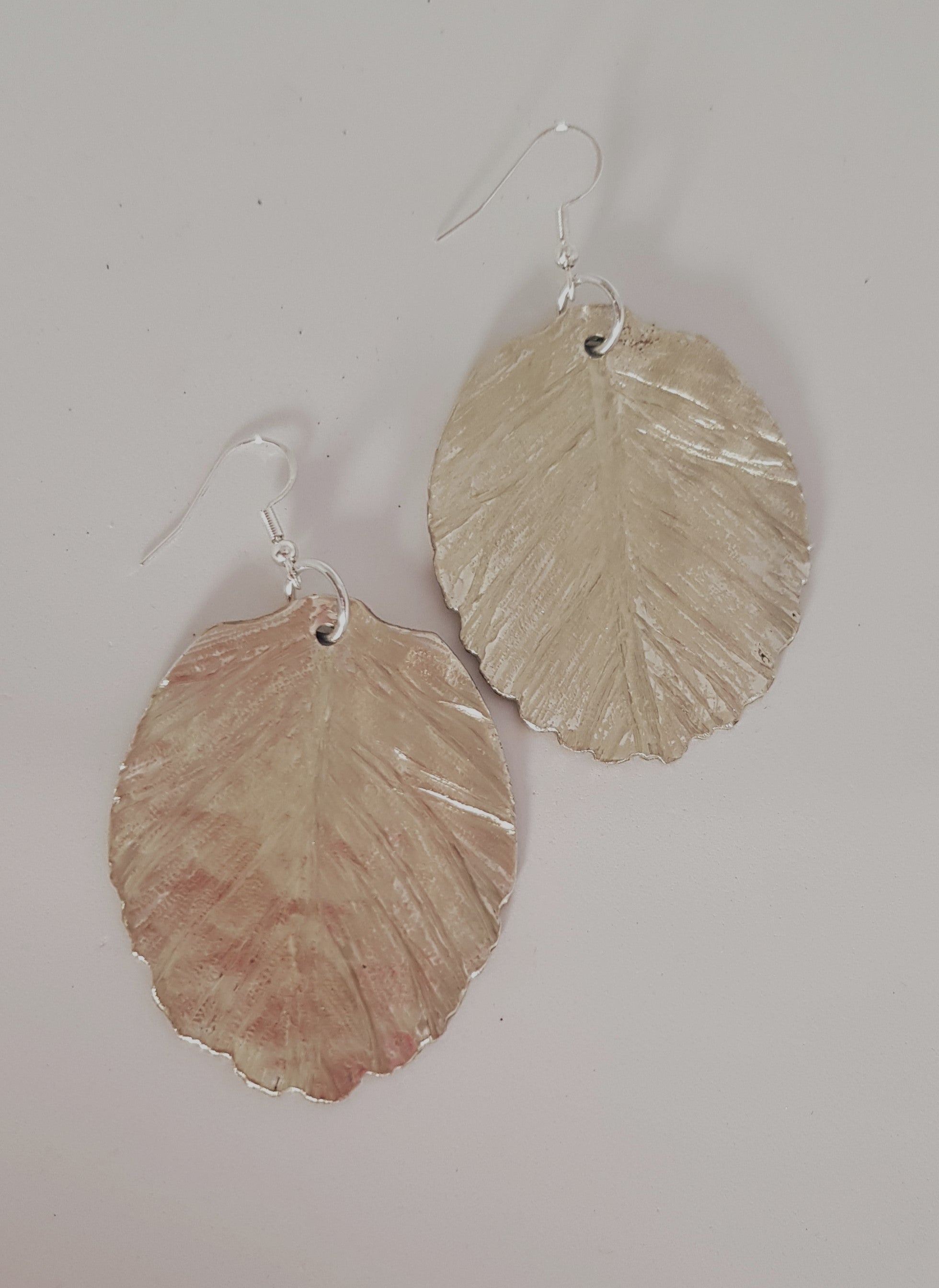 Large round leaf silver earrings #696AM/E