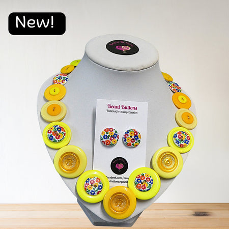 Button necklace - Floral Fantasy