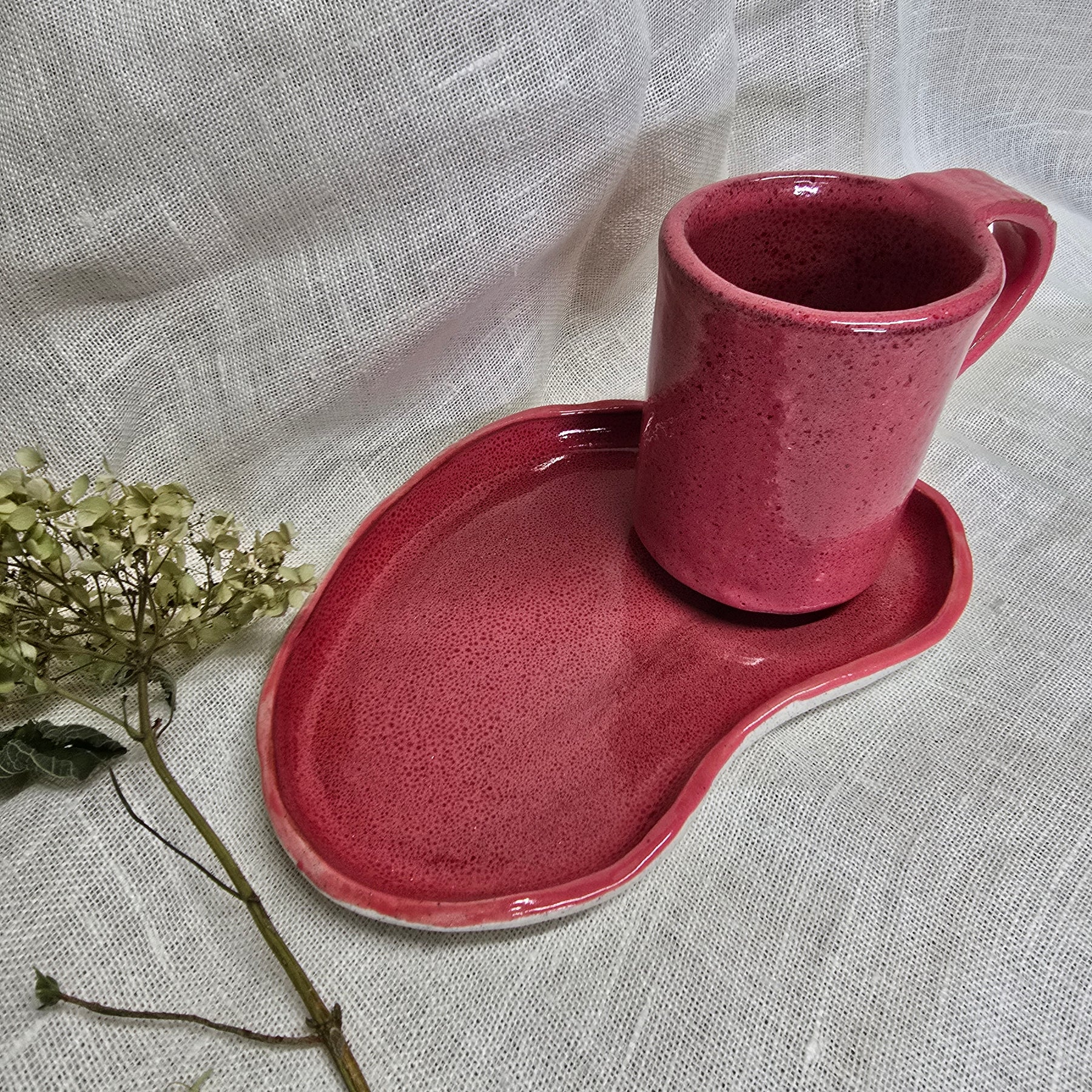 Cup and plate set