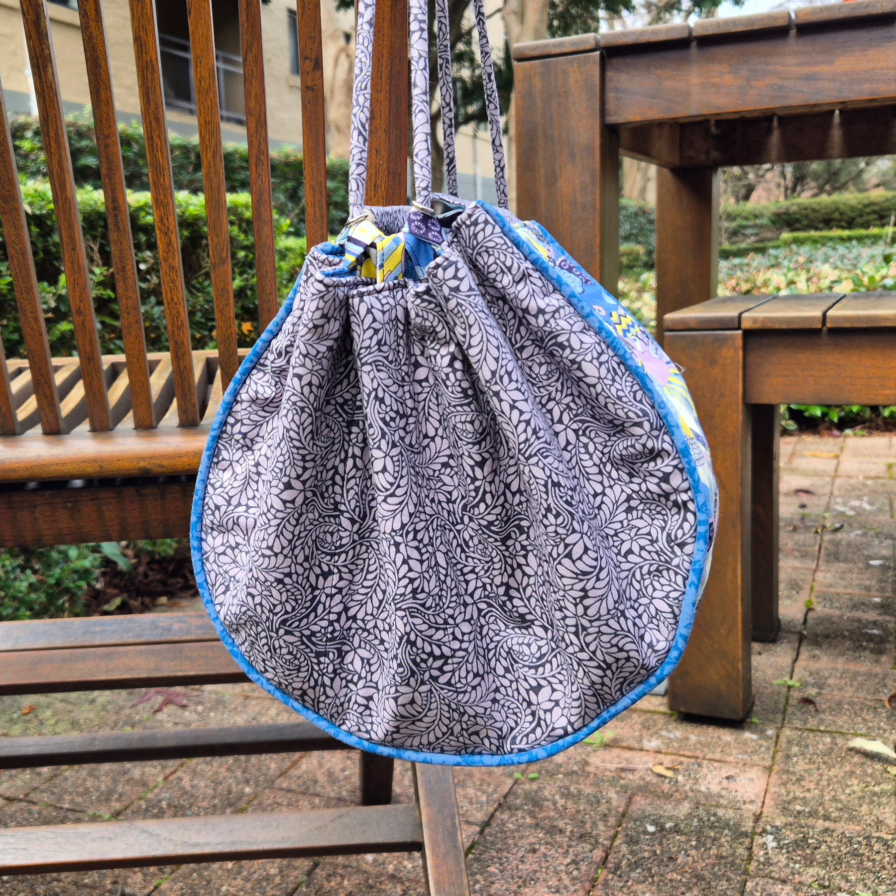 Large Knitting Project Bag – Convertible Tote