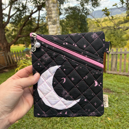 The Moon eReader Bag (Black & pink)