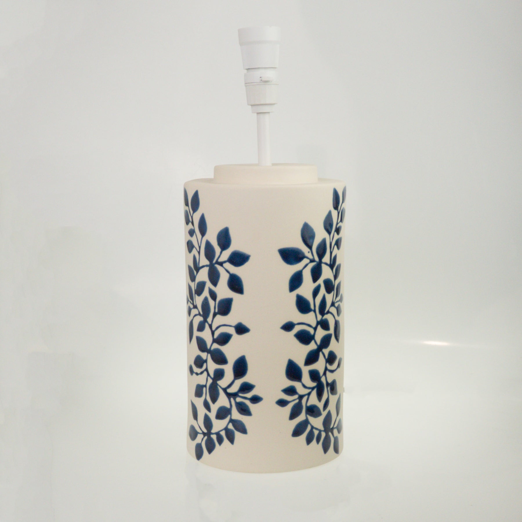Lagoon Vine Cylinder Table Lamp X-Large
