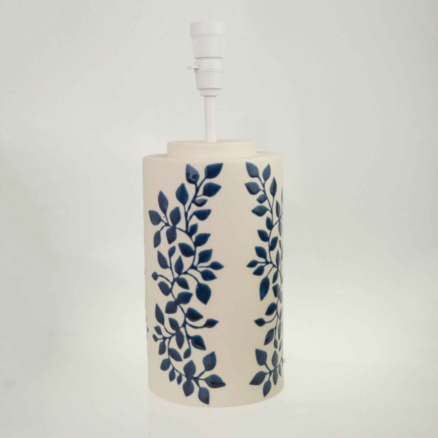 Lagoon Vine Cylinder Table Lamp X-Large