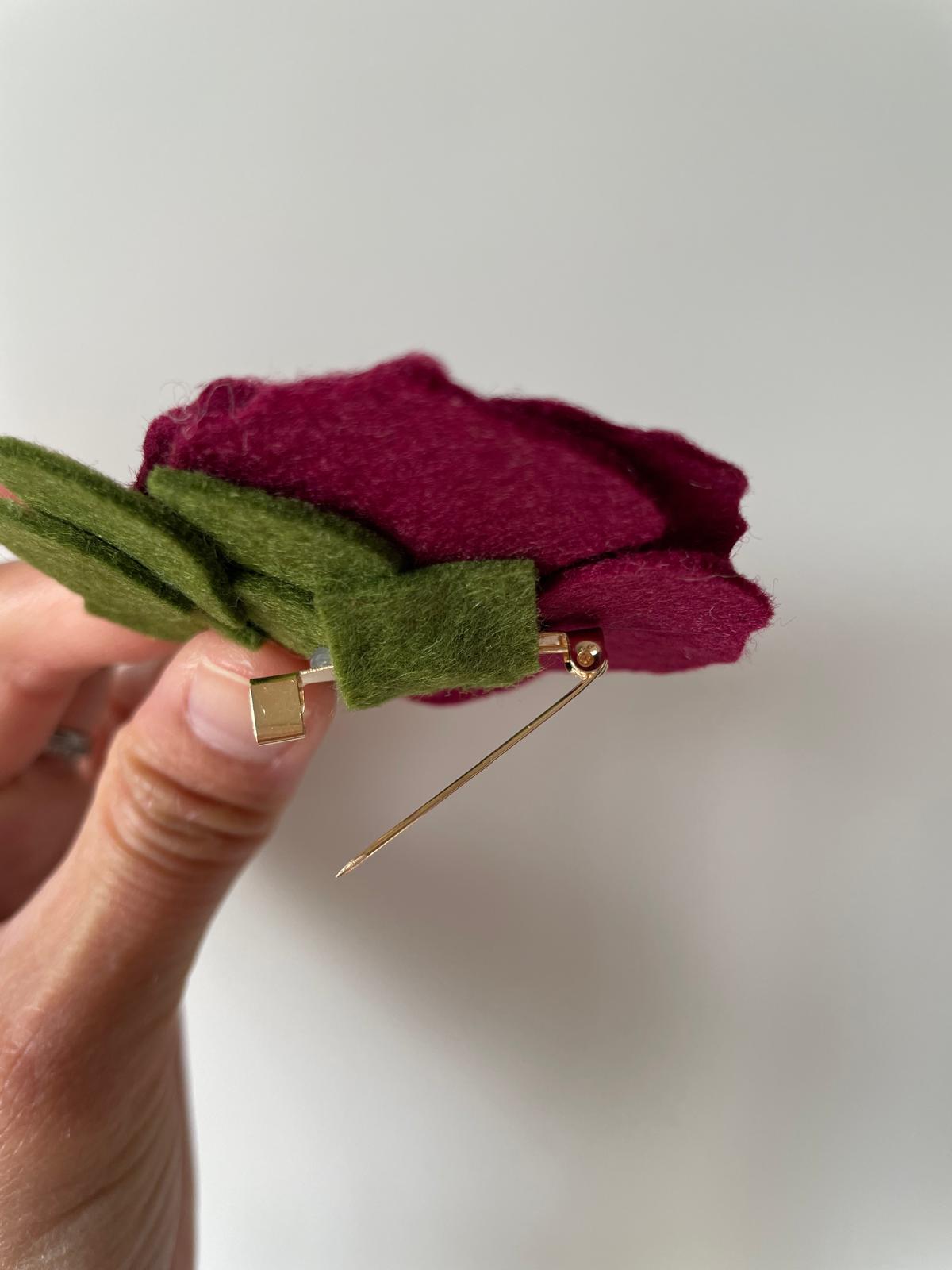 Red Poppy brooch or clip