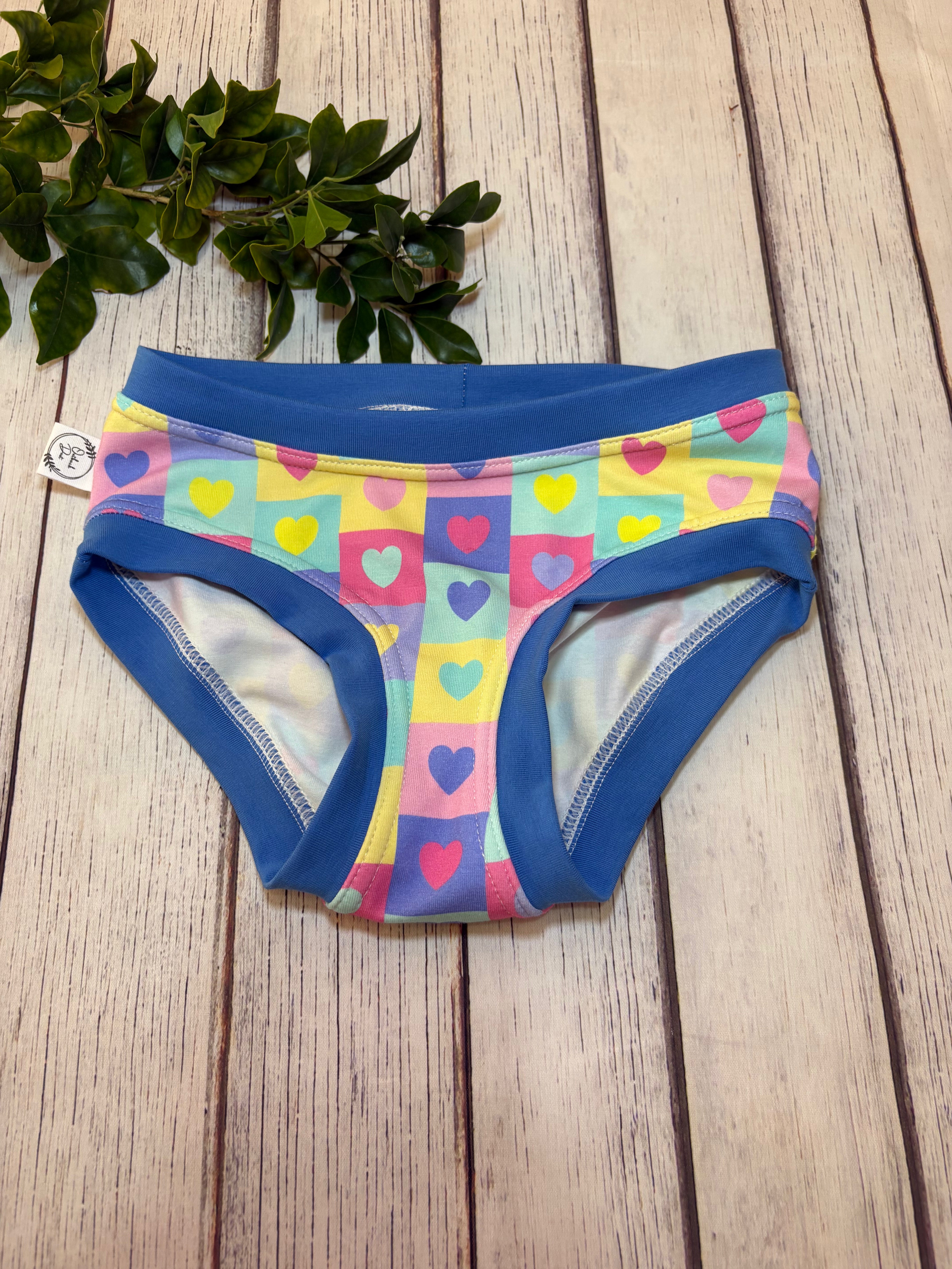 Kid's Size 7 Underwear (Briefs & Boxers)