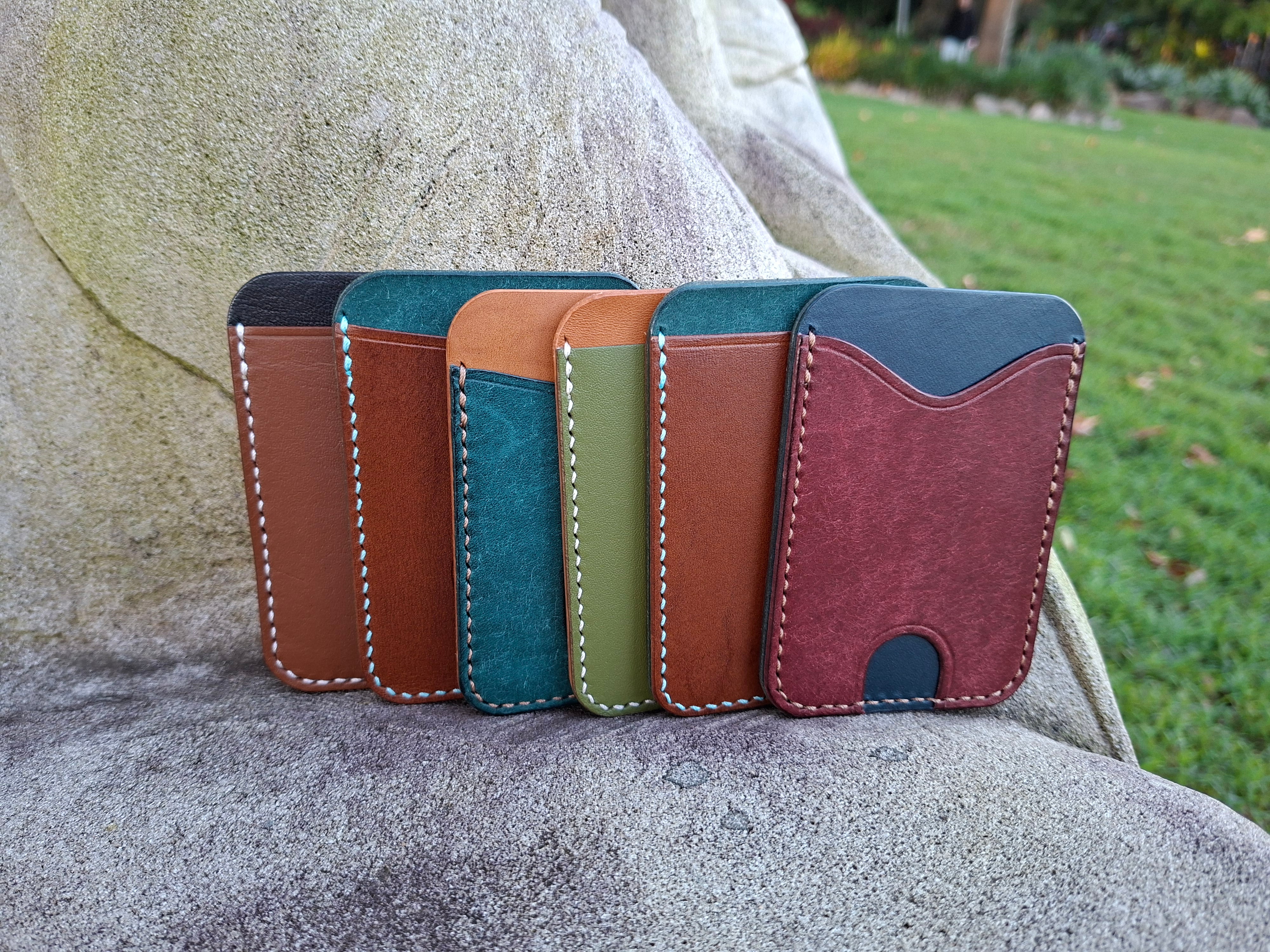 Three-Pocket Cardholder - Navy Blue/Bordeaux with Light Brown Thread