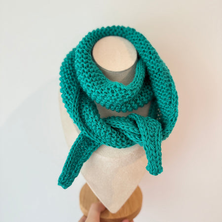 Knitted sophie scarf in teal green