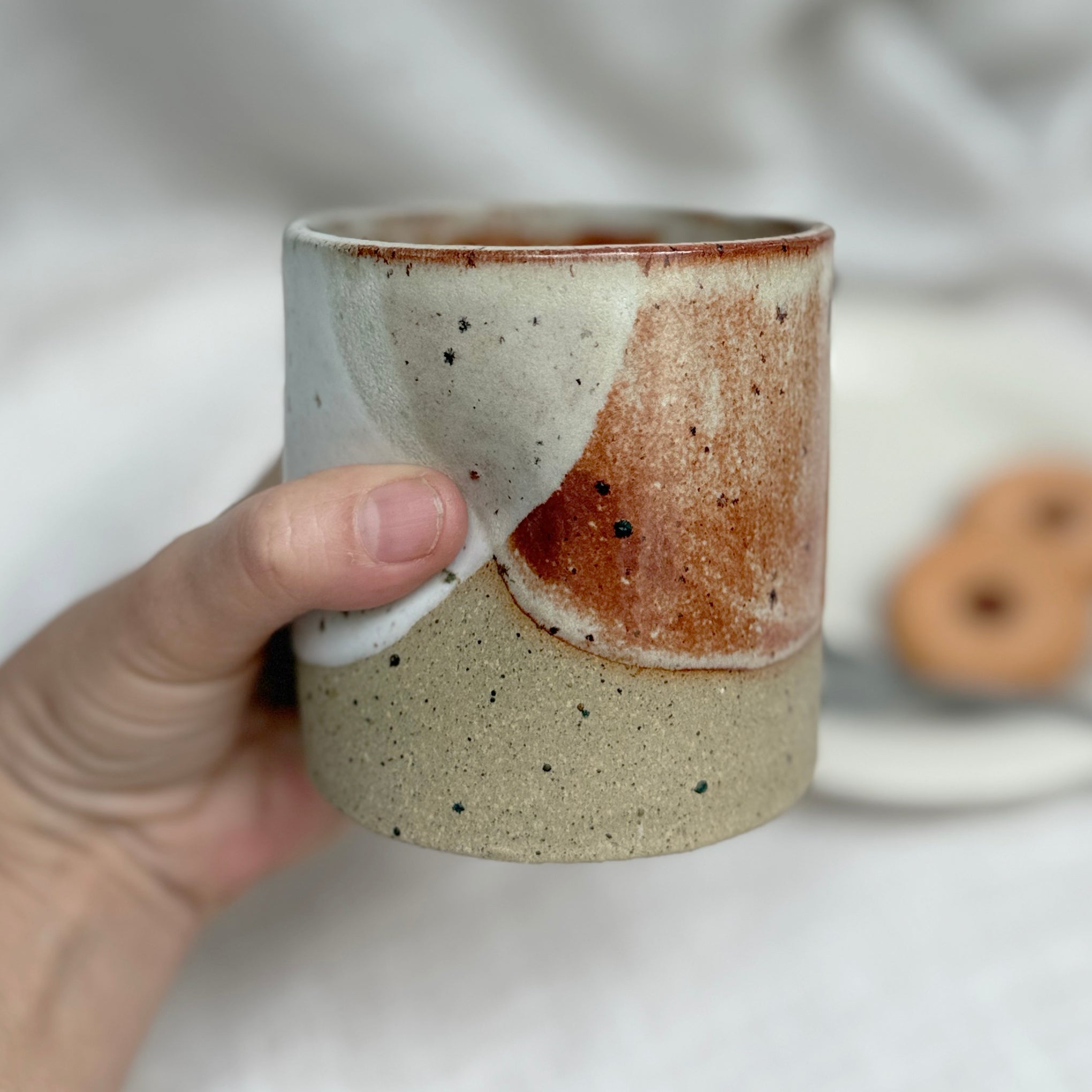 Thumbler ceramic mugs 350ml