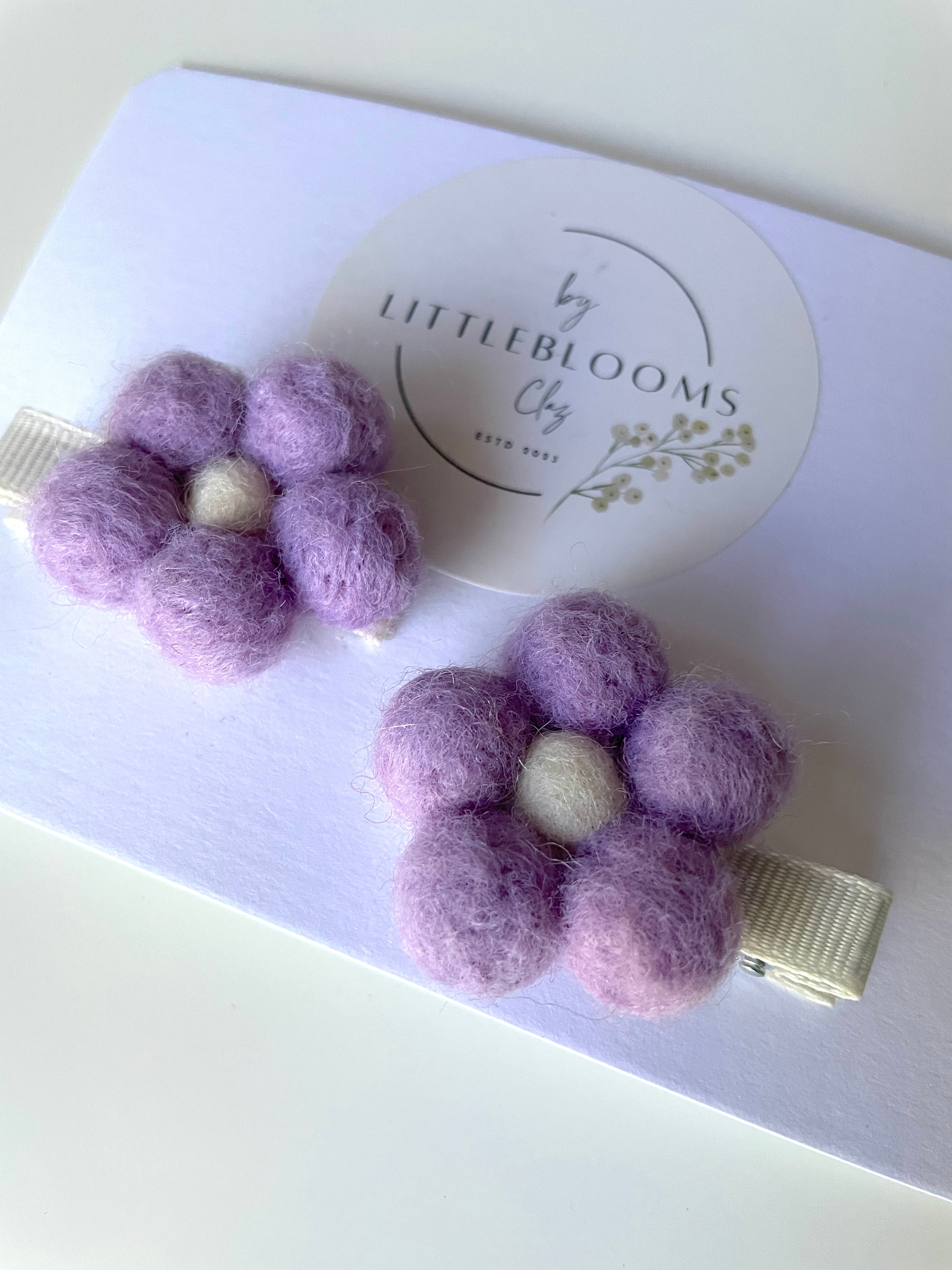 Pom Pom daisies clips - set of 2