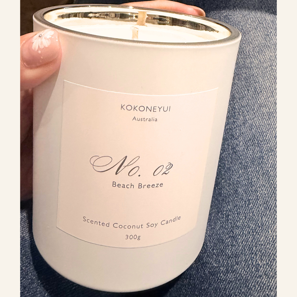 No.02 Beach Breeze Candle | Coconut, Caramel & Vanilla — 300g