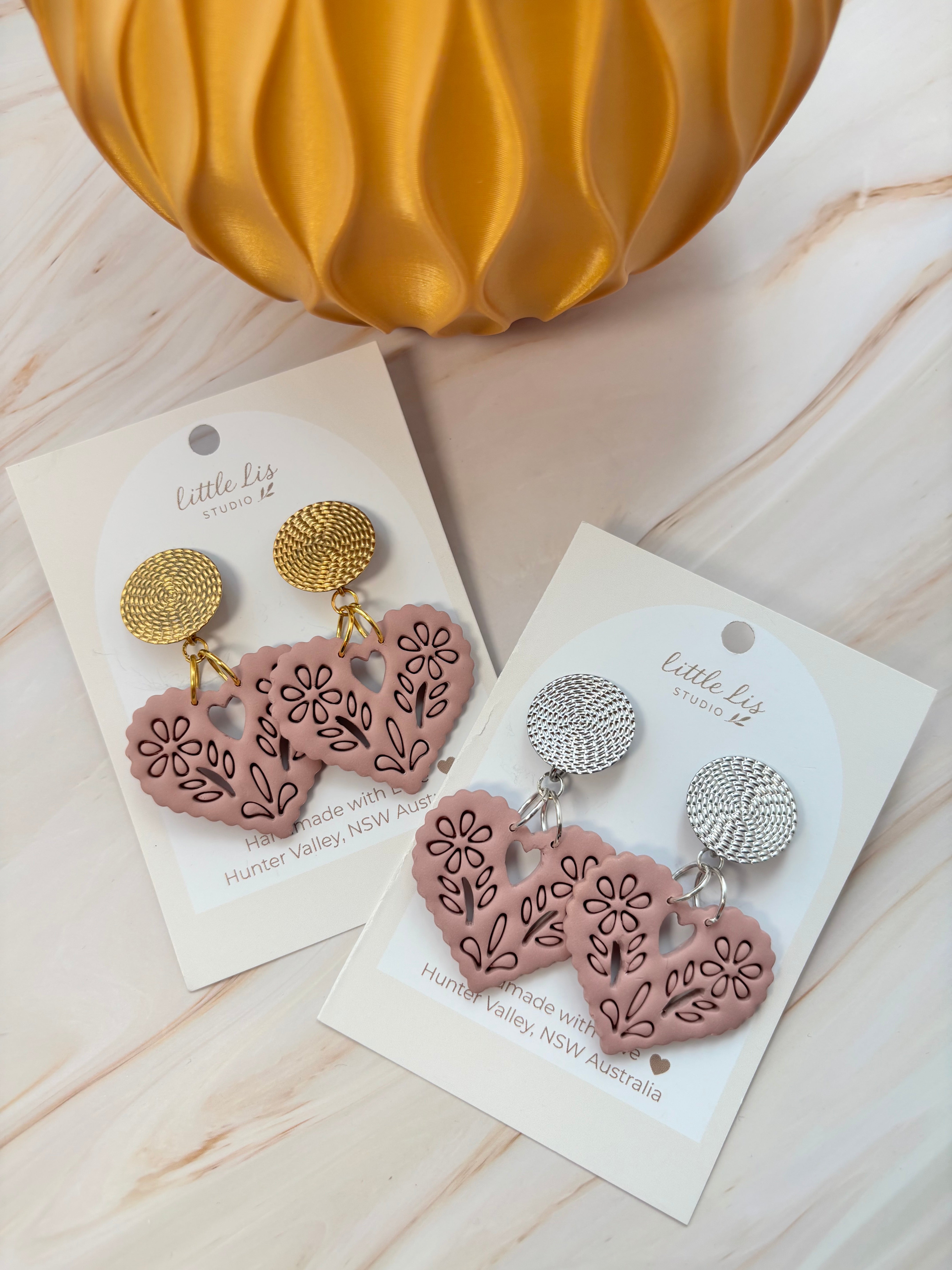 AMOR – Papel Picado Heart Dangle