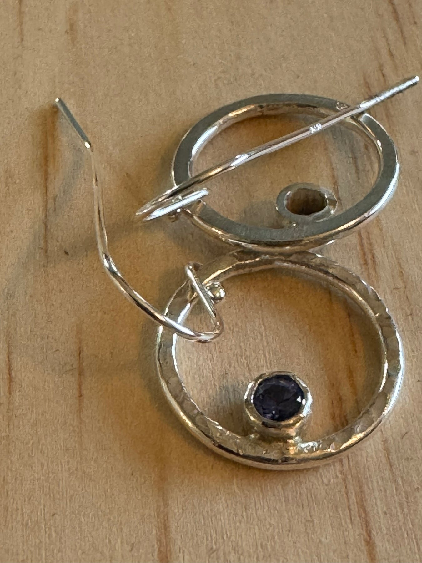 Dazzling iolite circle hammered earrings