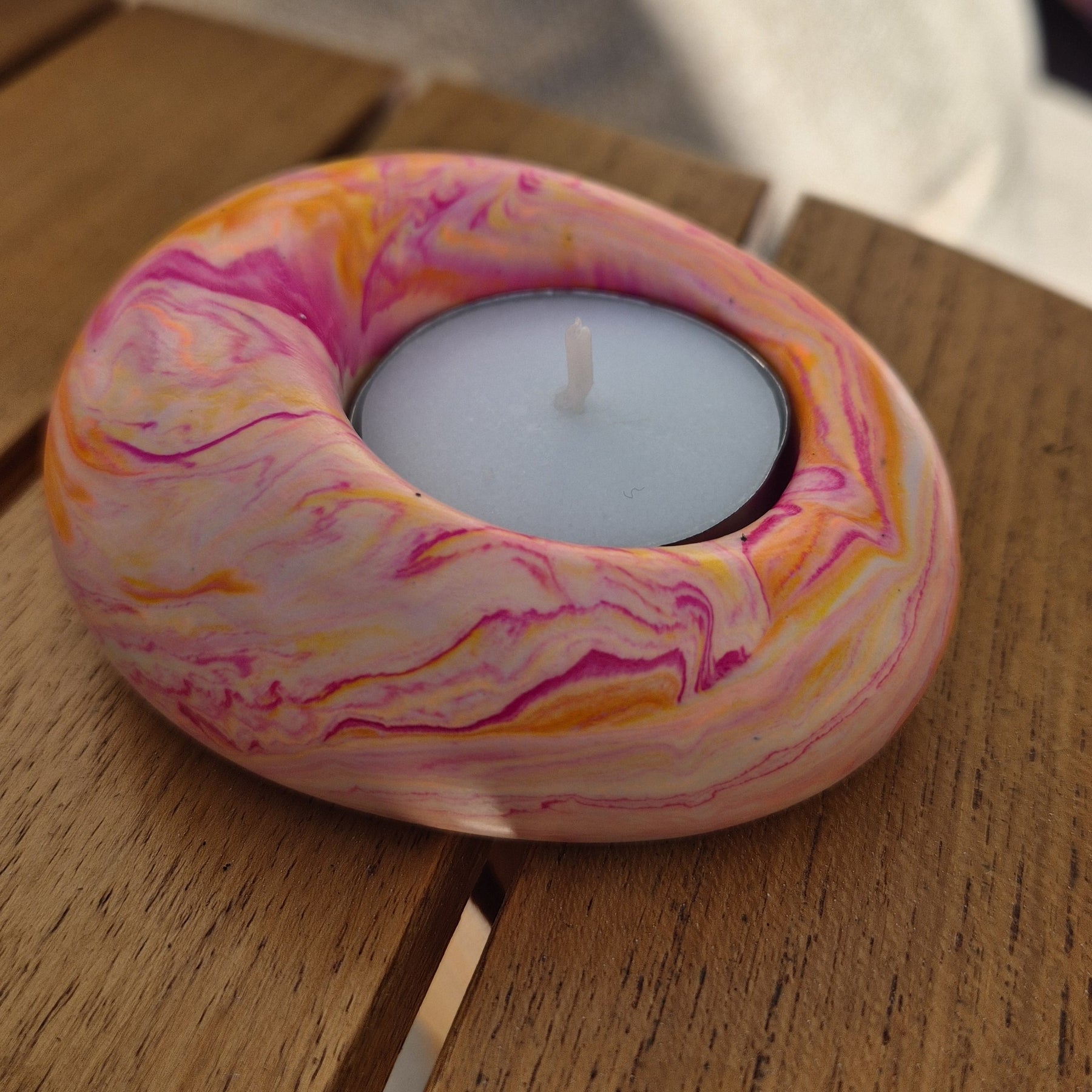Funky eco-stone pebble shaped tealight candle holder
