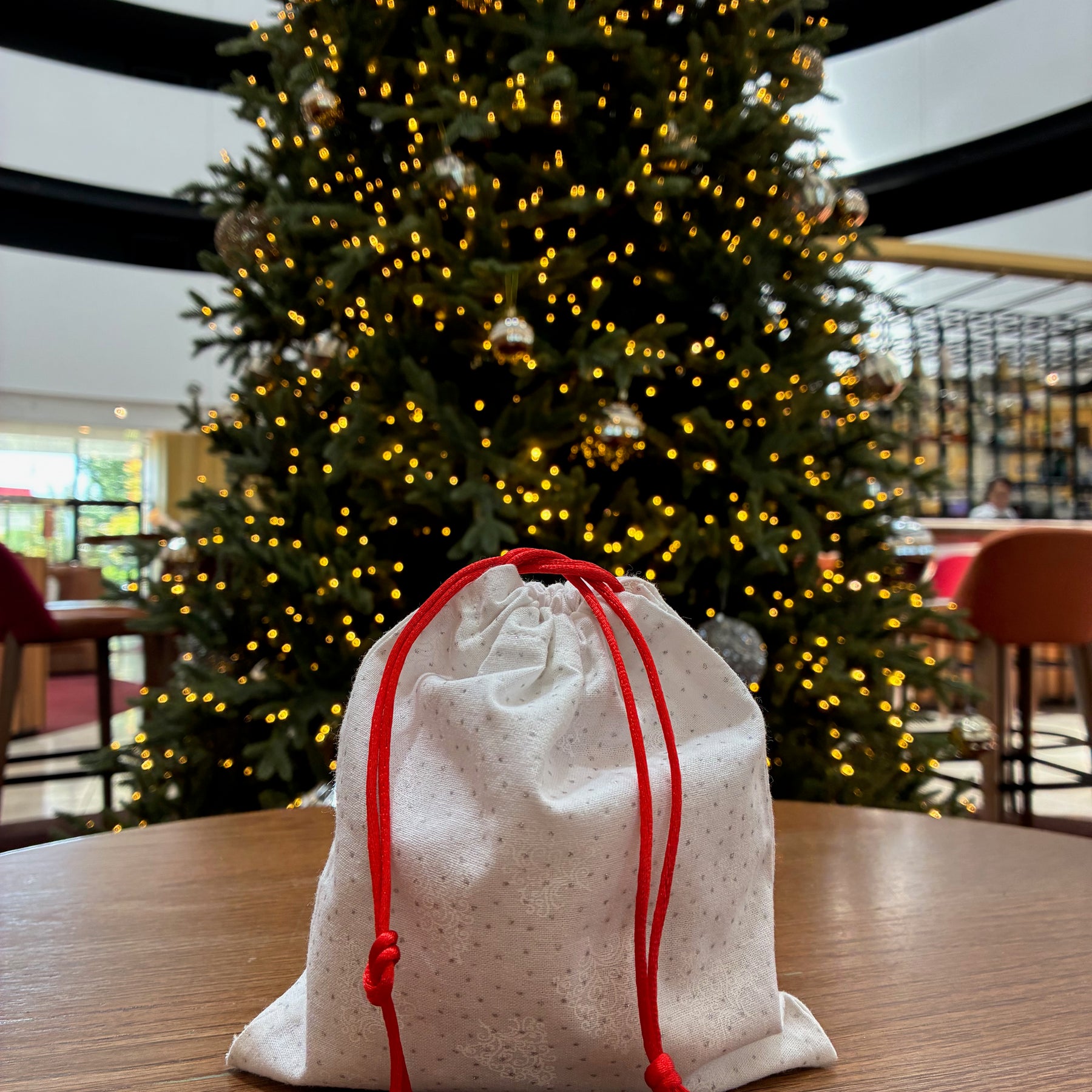 Handmade Fabric Christmas Gift Bags / reusable gift bags  | Ready to ship | FREE Postage
