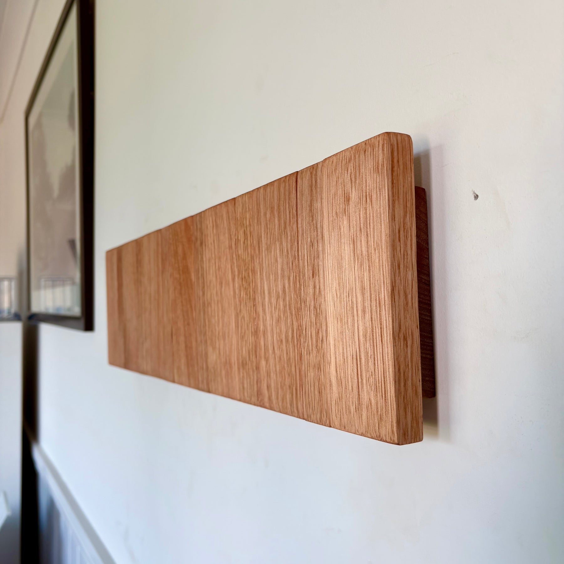 No.4 Tasmanian oak Horizon line coatrack