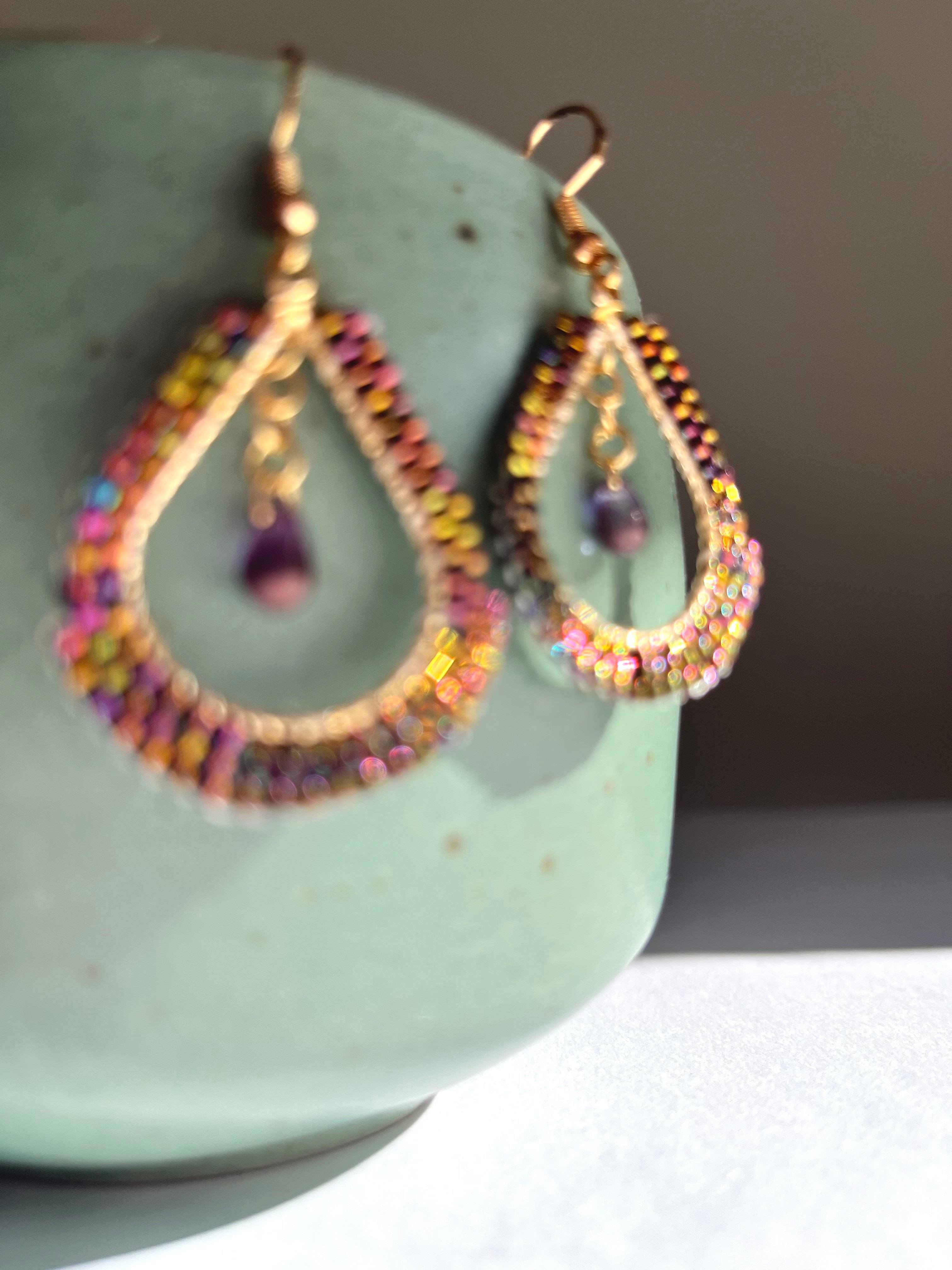 CHAMELEON SECRET | dangle beaded earrings | brown, purple, sparkle