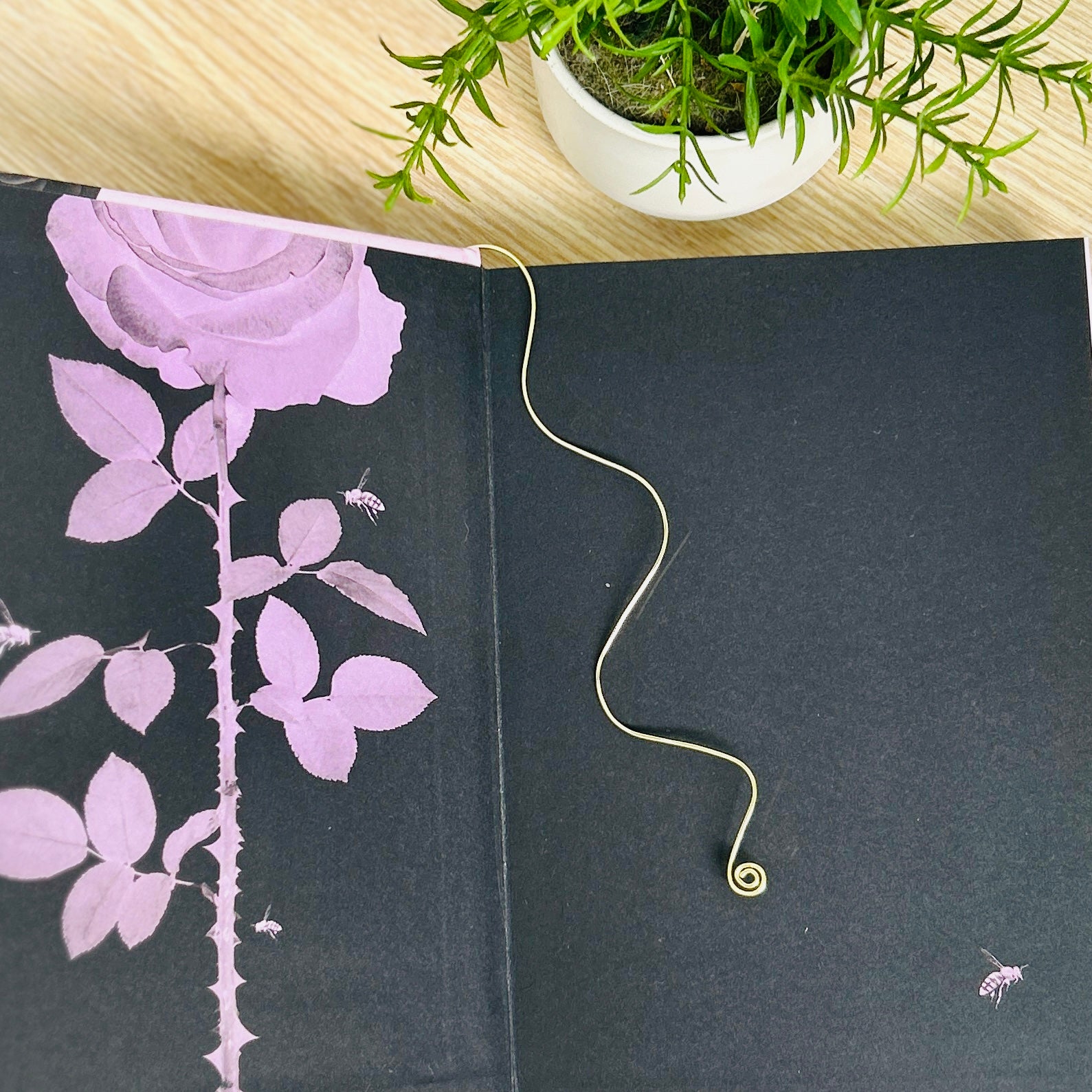 Daisy Bookmark . Copper Wire . Repurposed Beads . Book Lover