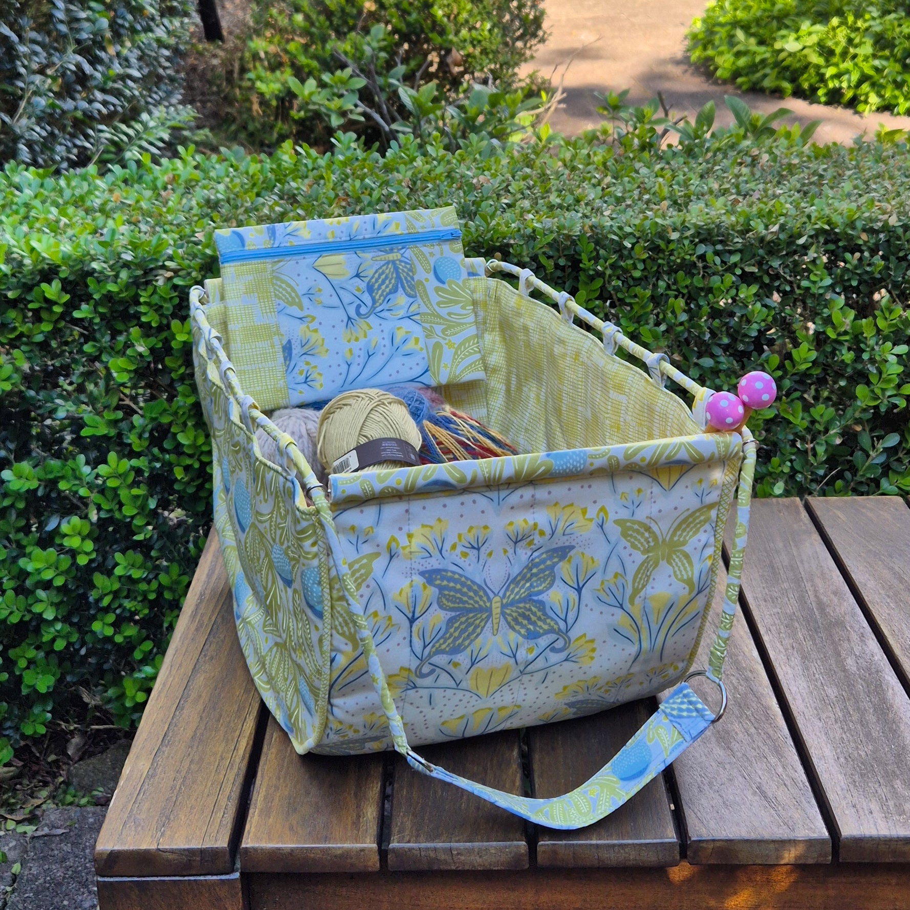Large Knitting Project Bag – Convertible Shoulder Bag