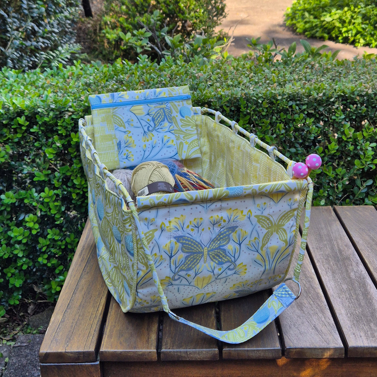 Large Knitting Project Bag – Convertible Shoulder Bag