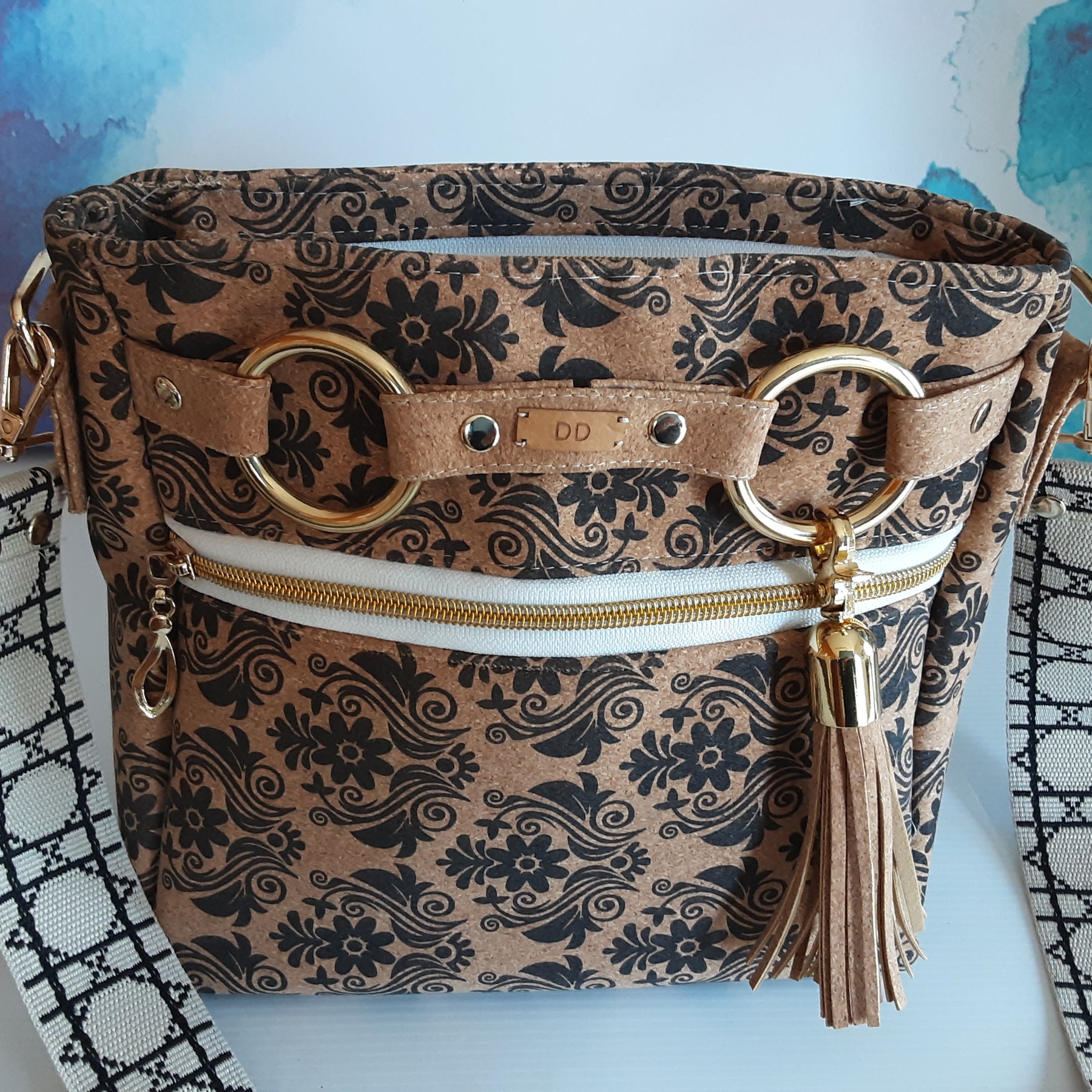 Cork crossbody bag with O-ring & Tassel