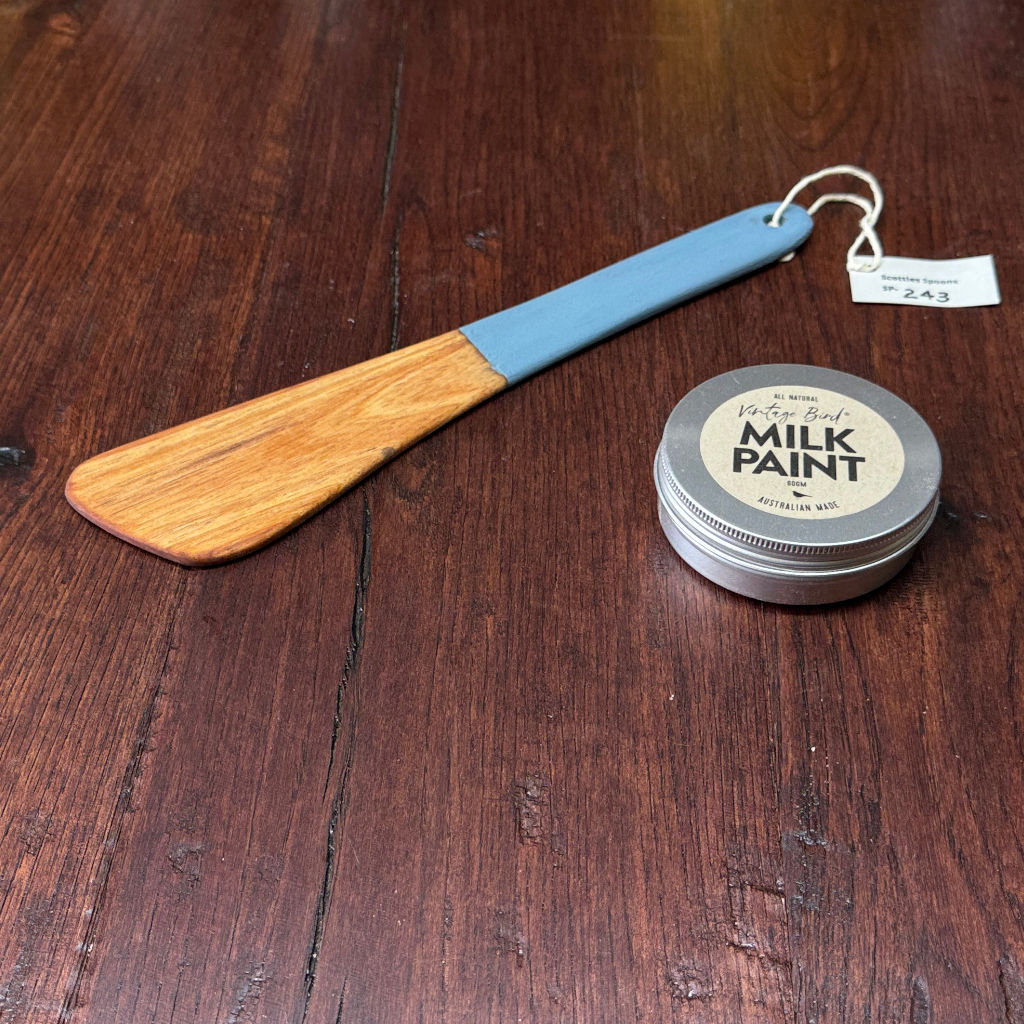 Cooking spatula | Blackwood | 29.5 cm | milk paint handle