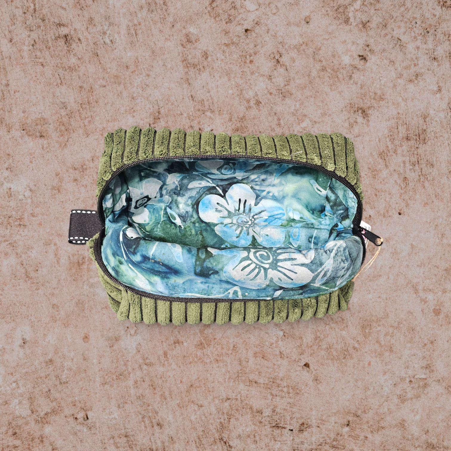 Boxy Makeup Pouch – Handmade & Sustainable