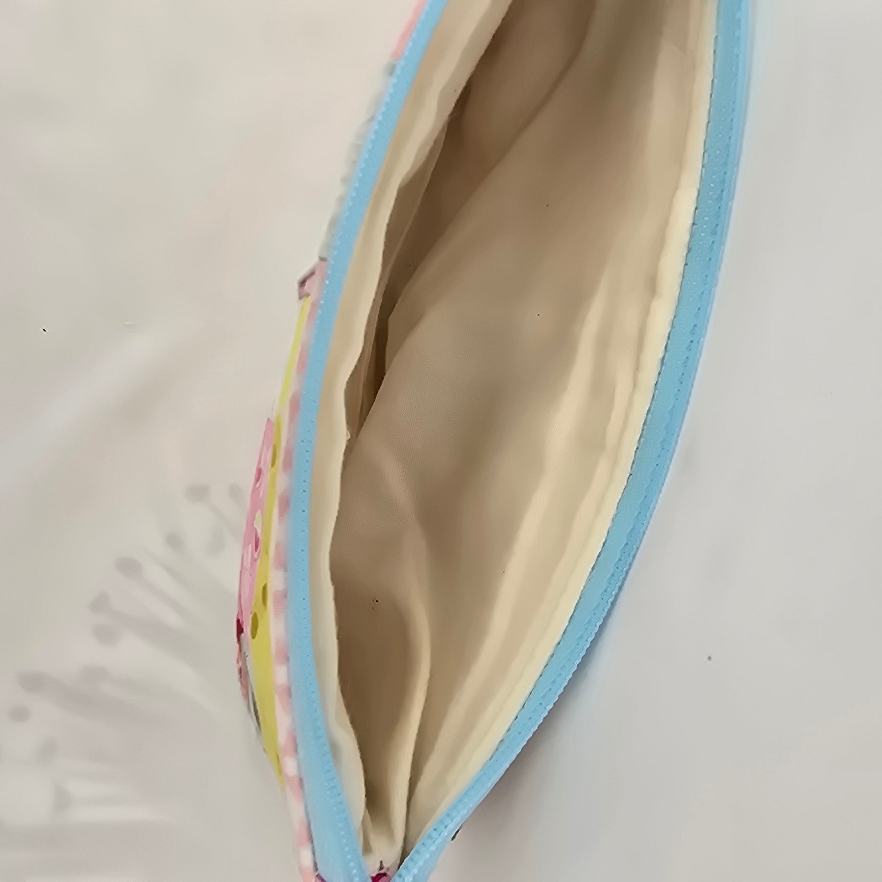 Handmade | Small | Scrappy | Zippered pouch